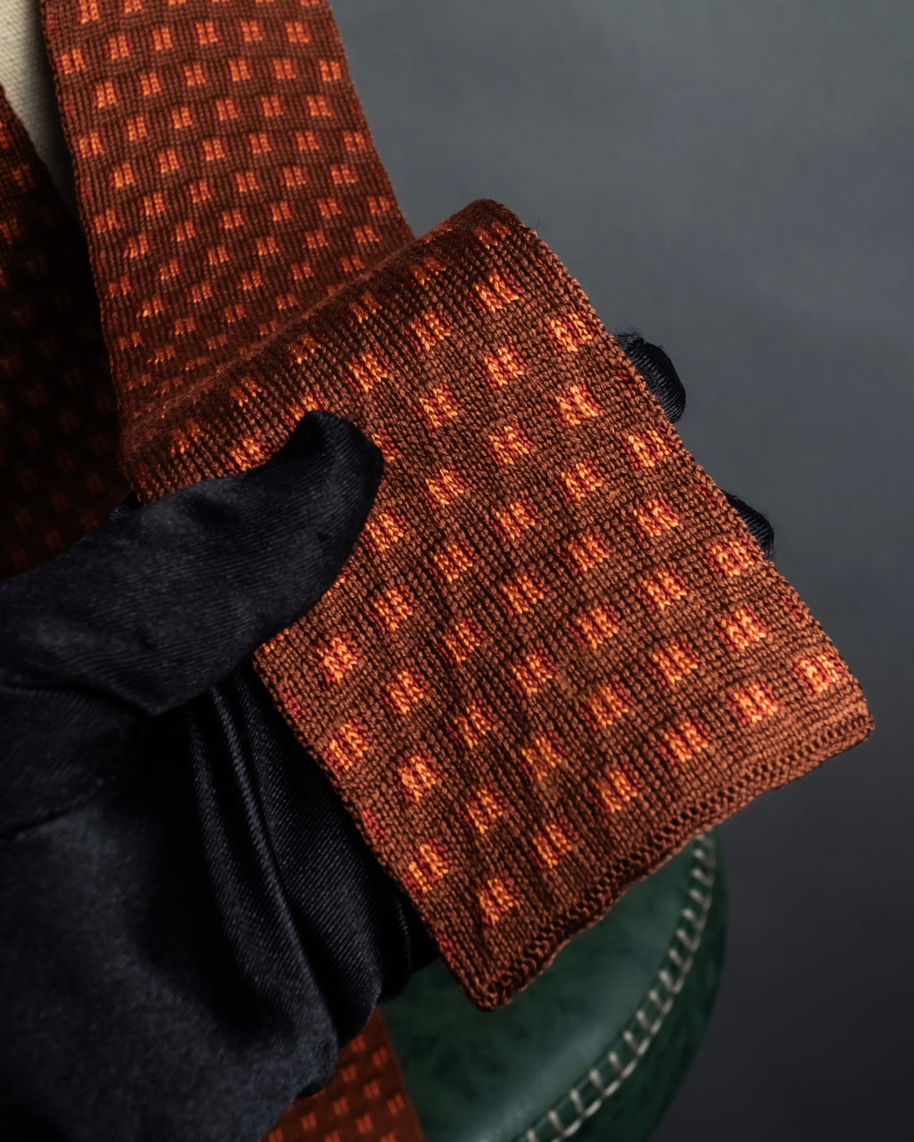 "HERMES" Mosaic dot knit silk neck tie