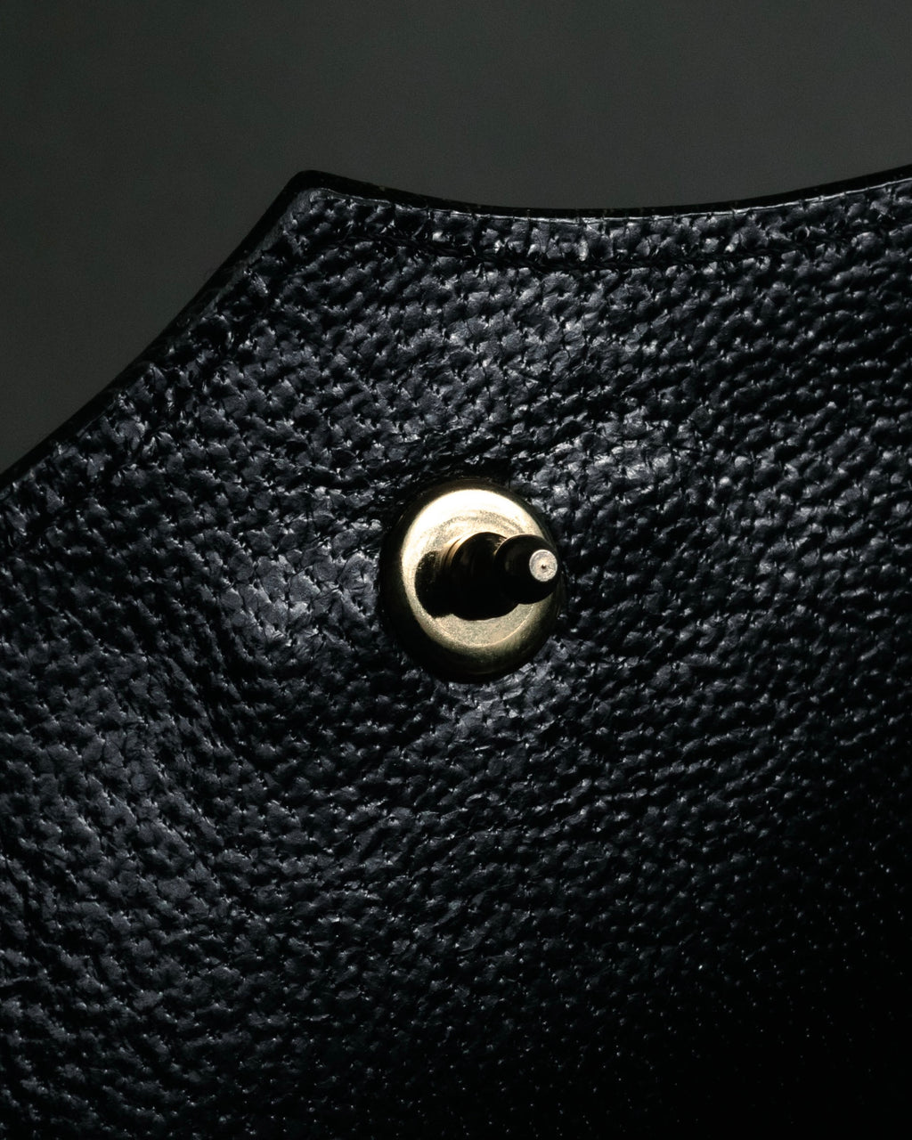 "Yves Saint Laurent" 80’s-90’s Lizard-embossed perforated leather shoulder bag