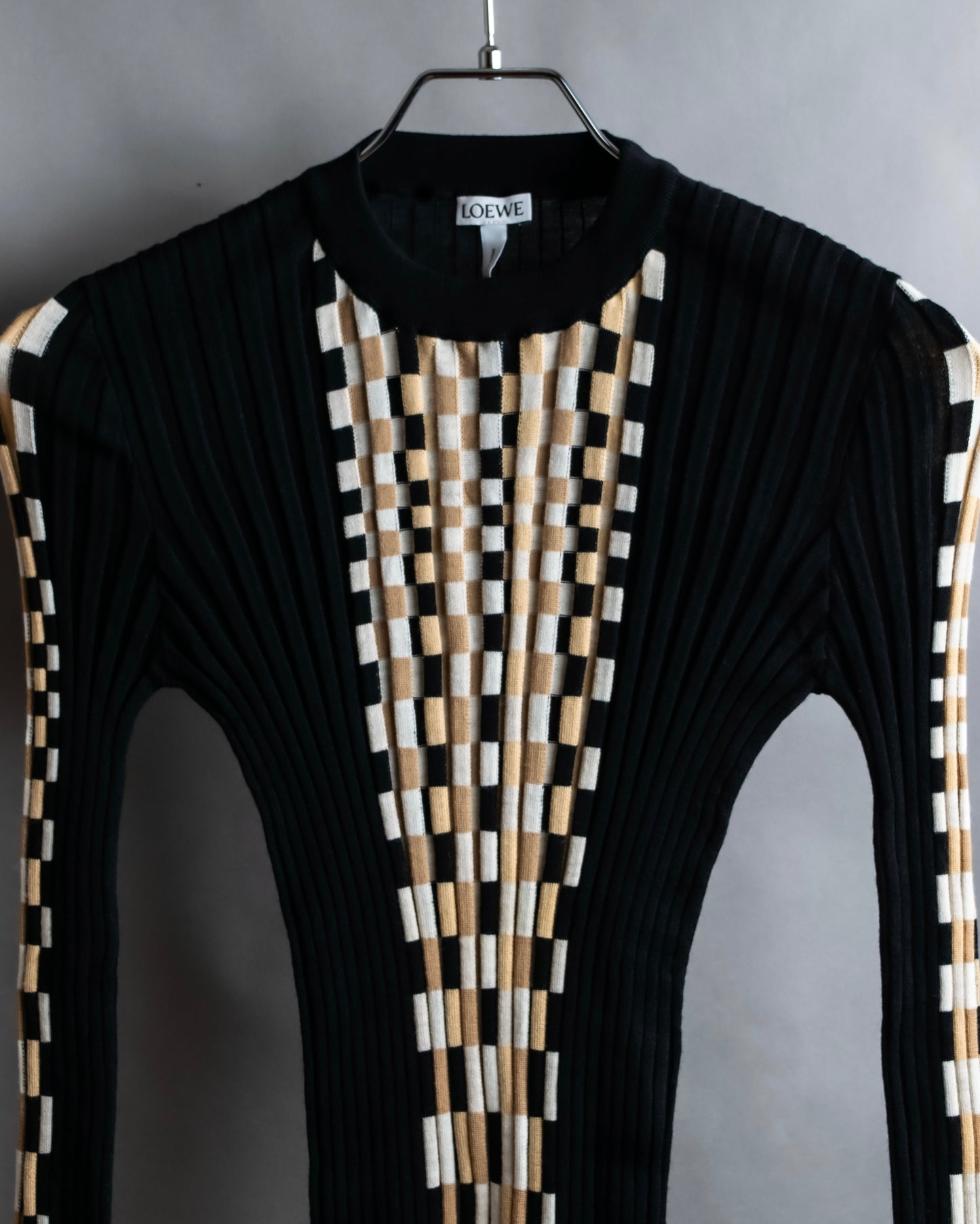 "LOEWE" Check pattern switching shaped ribbed knit