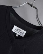"MAISON MARGIELA" 15SS V-line panel design lightweight knit