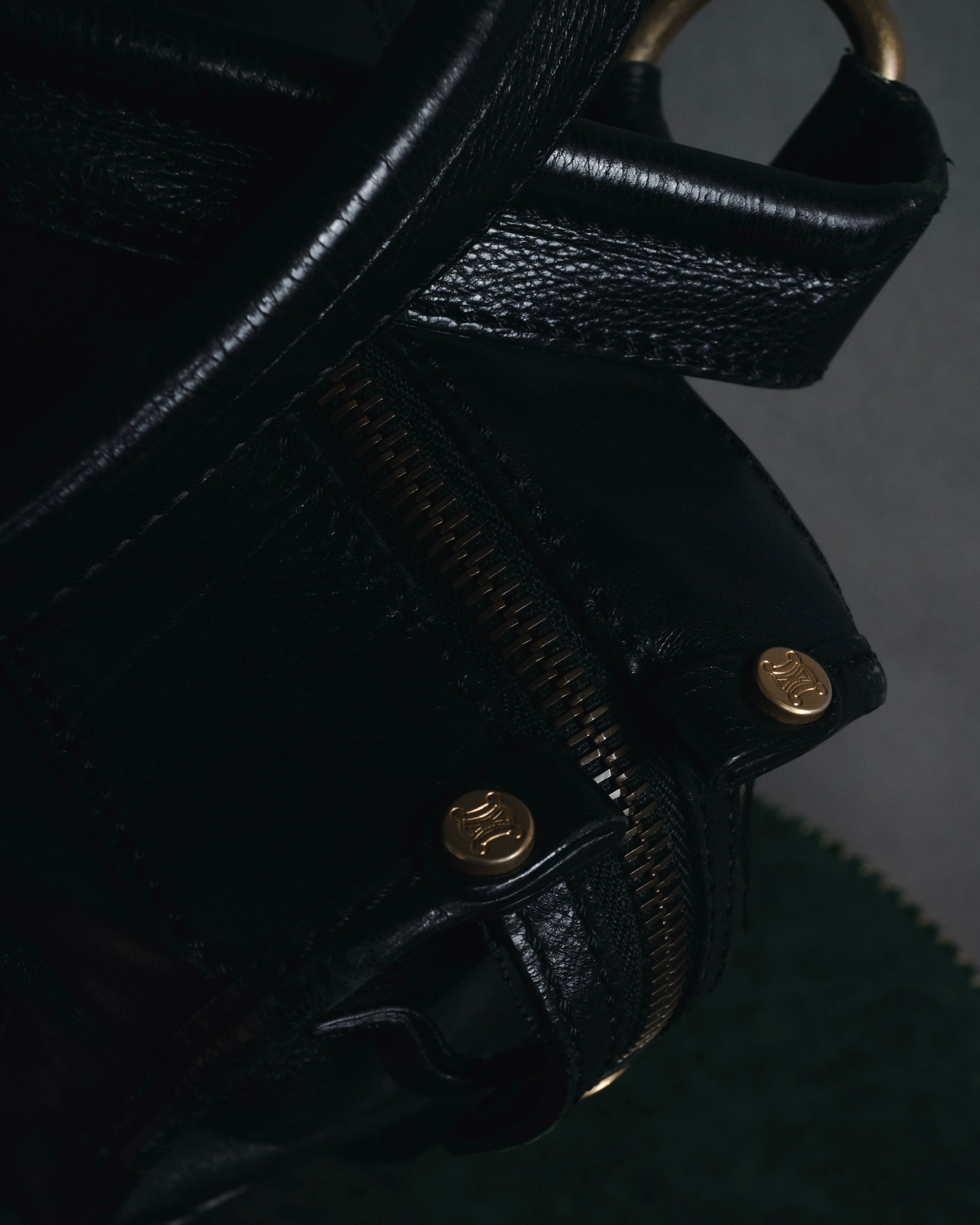 "CELINE" Leather double-pocket ring-hardware shoulder bag