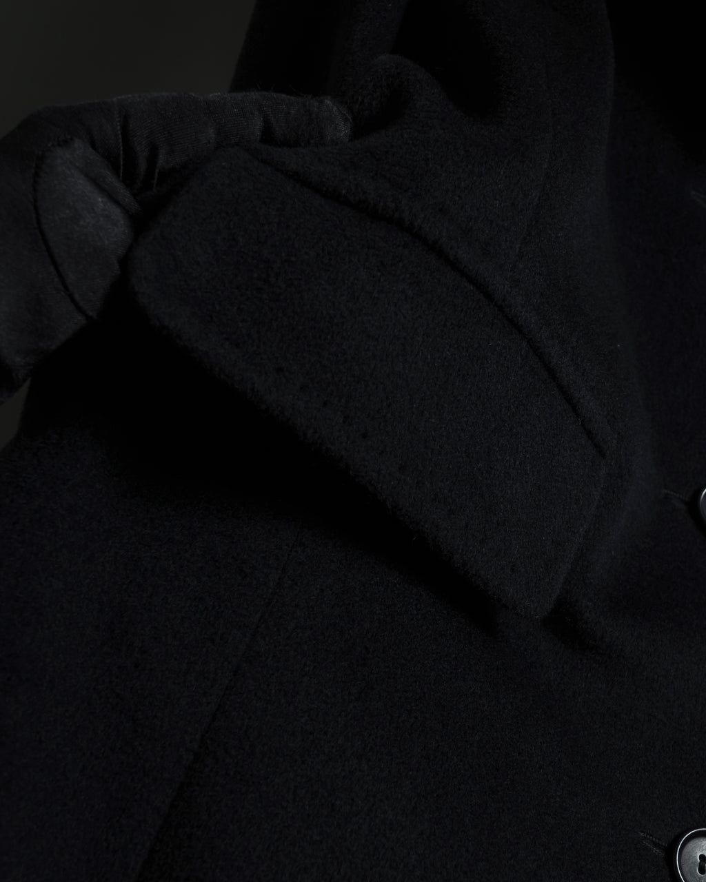 "Max Mara" 90's White tag tailored collar angora mix coat