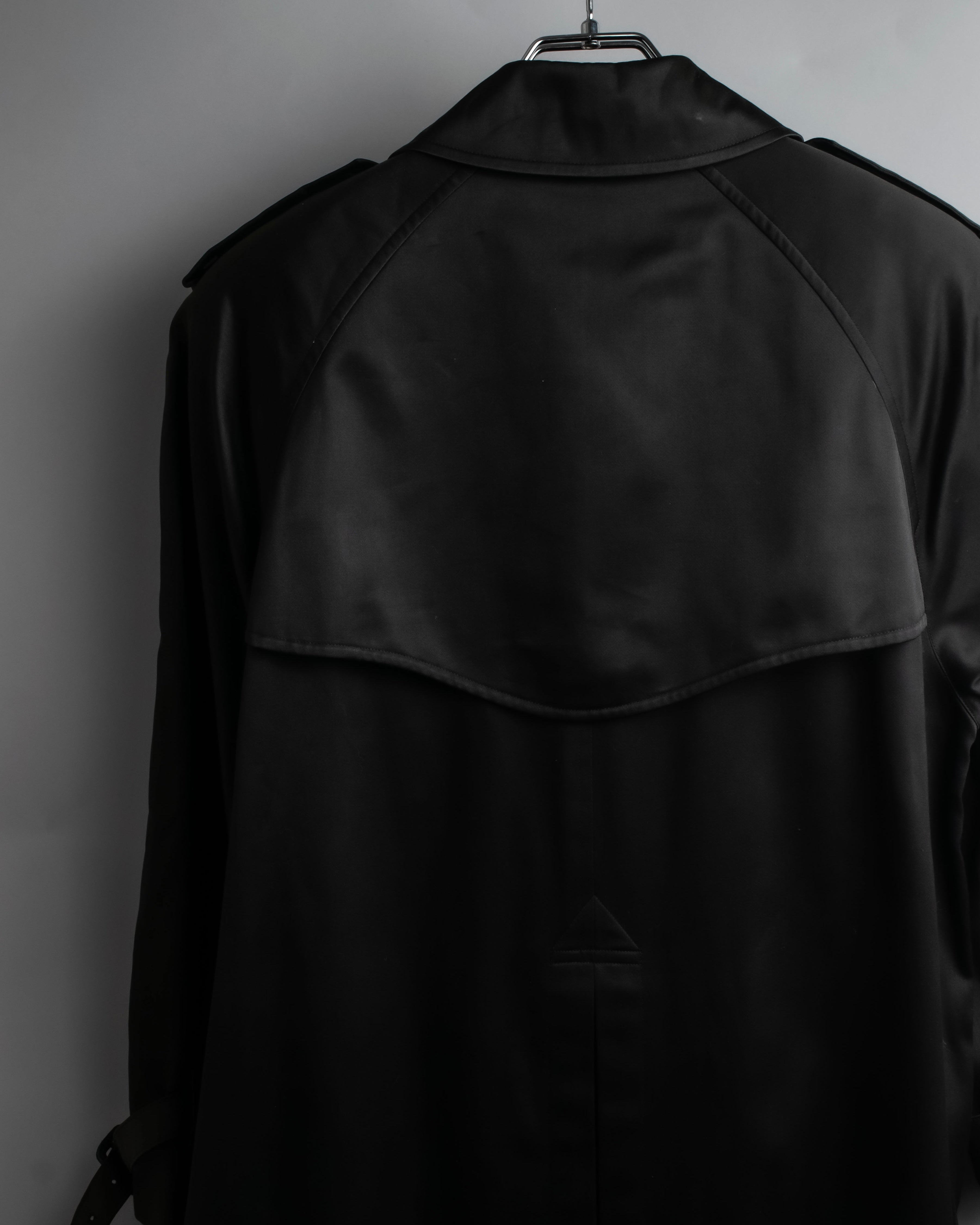 "BURBERRYS" Traditional detail double-breasted stand color trench coat