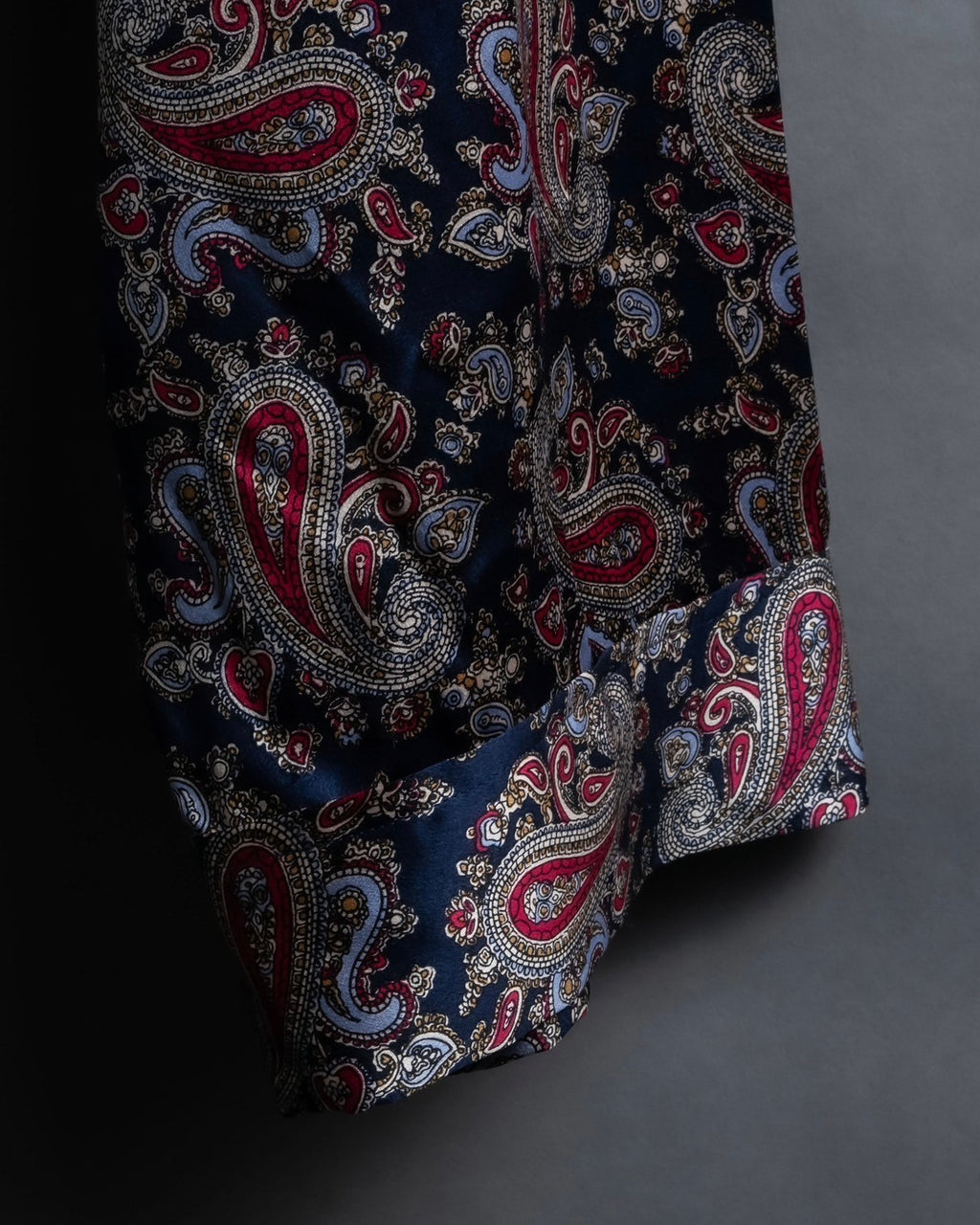 "Christian Dior" 100% silk paisley pajama set