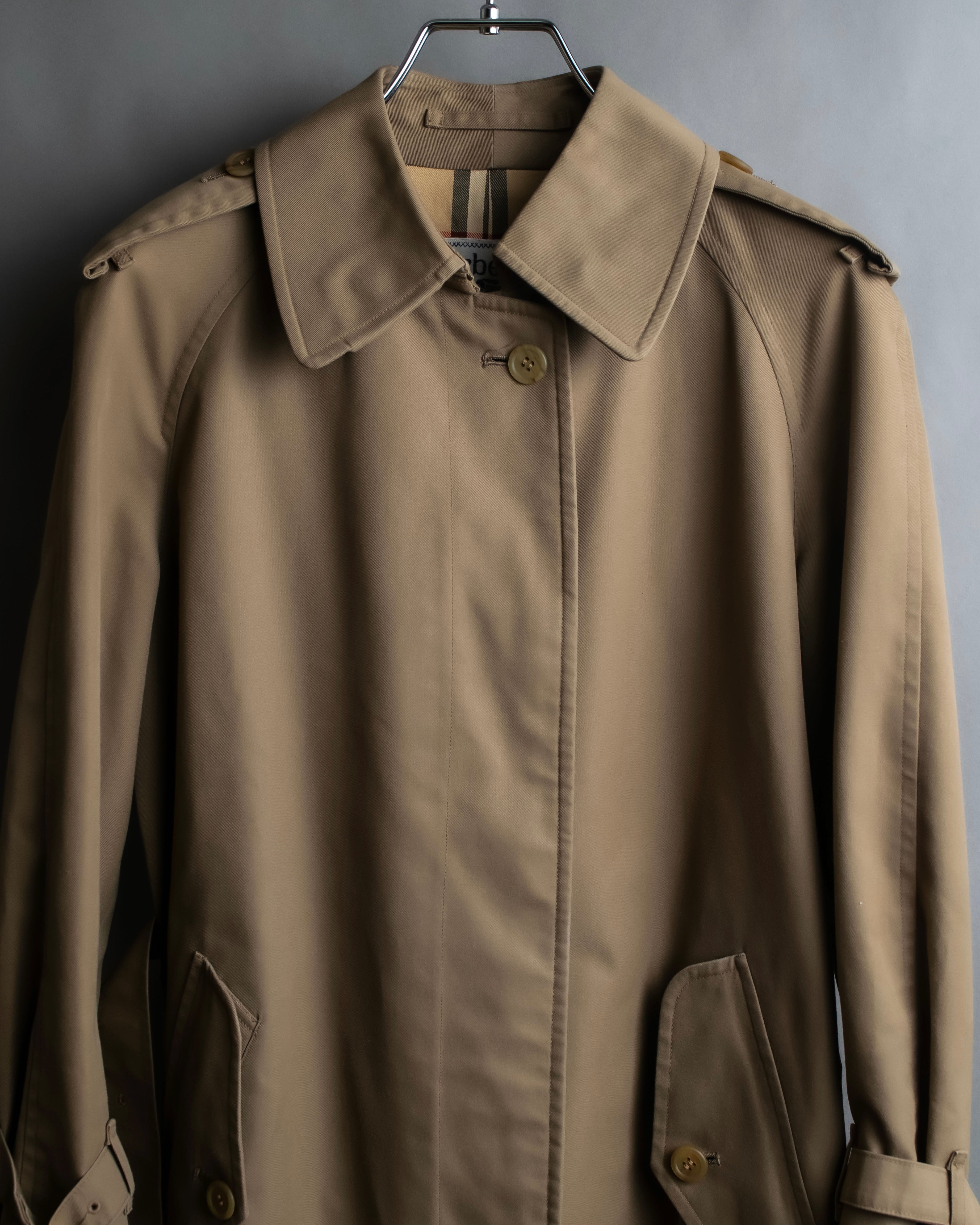 "Burberrys" Water-repellent cotton soutien colour trench coat