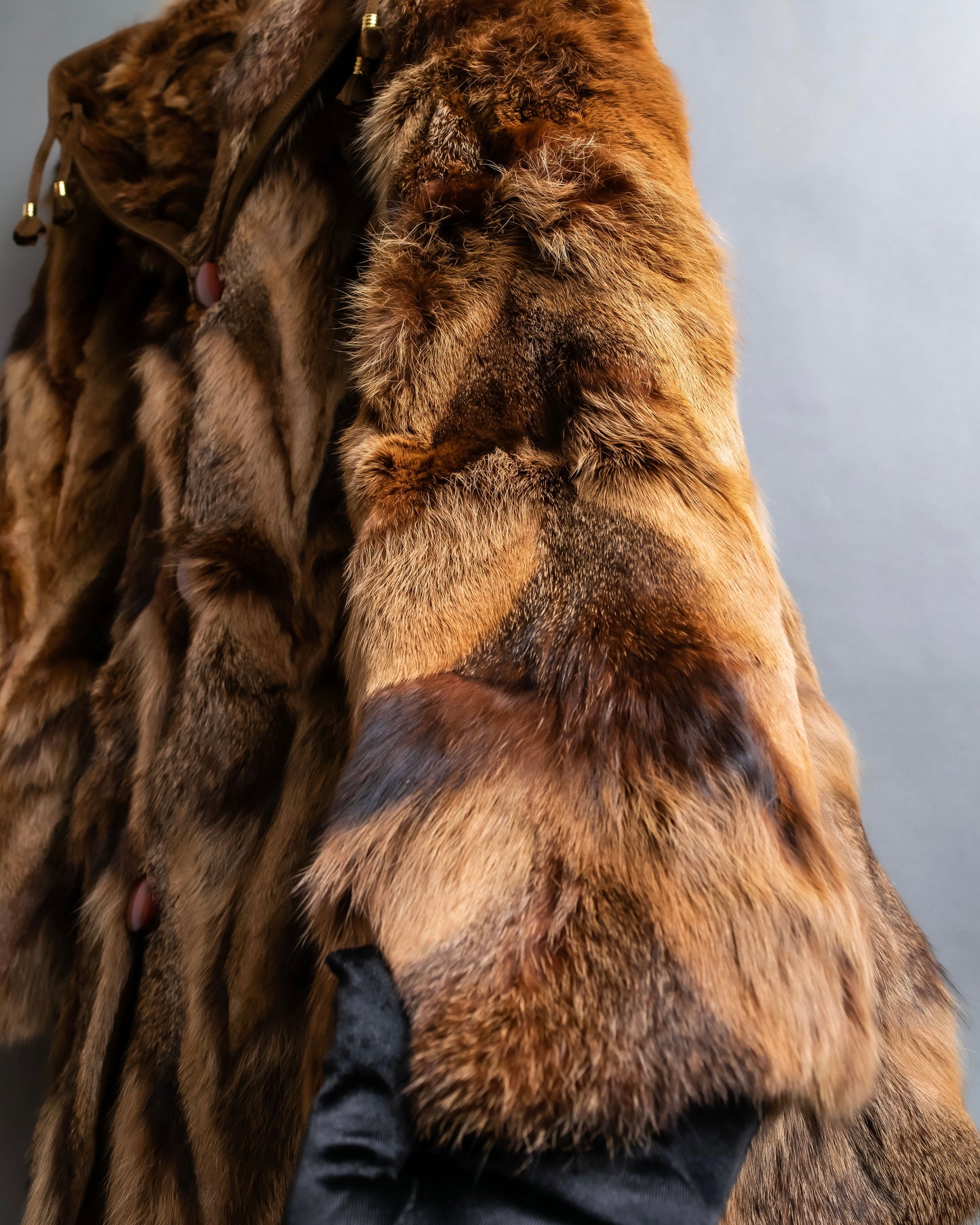 Vintage gradient fur hooded jacket