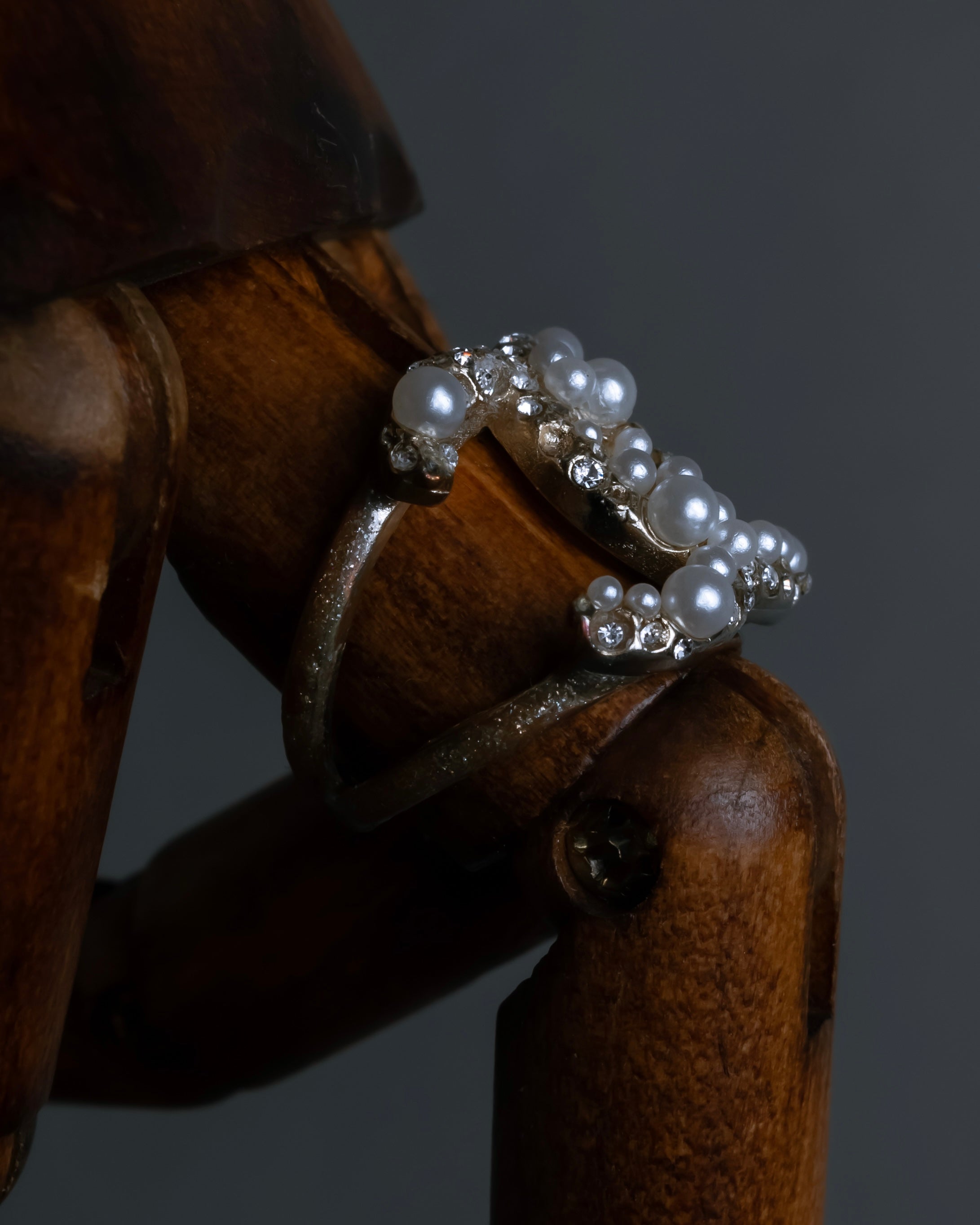 "CHANEL" Coco mark motif pearl strass design ring