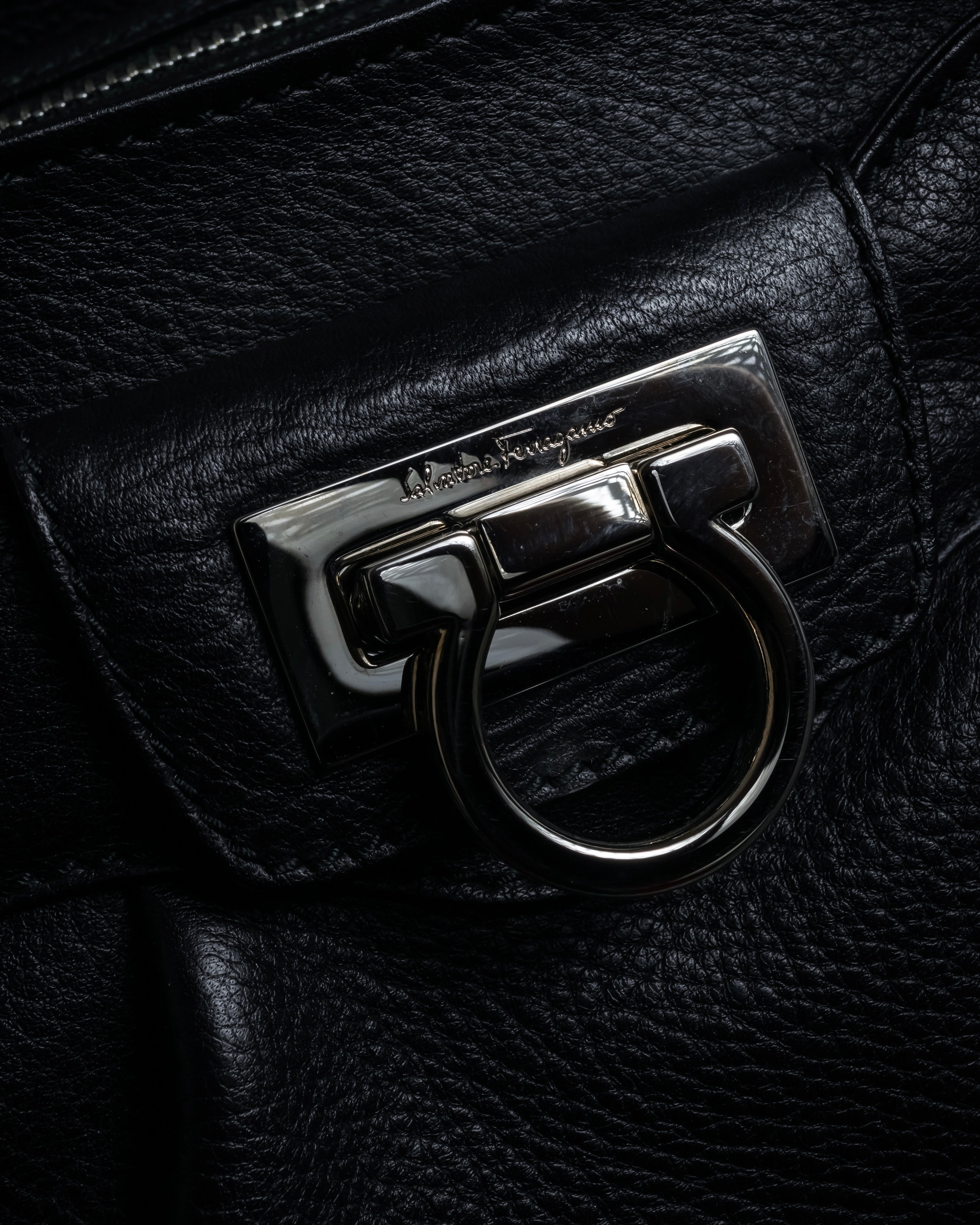 "Salvatore Ferragamo" Gancini motif gathered design leather bag