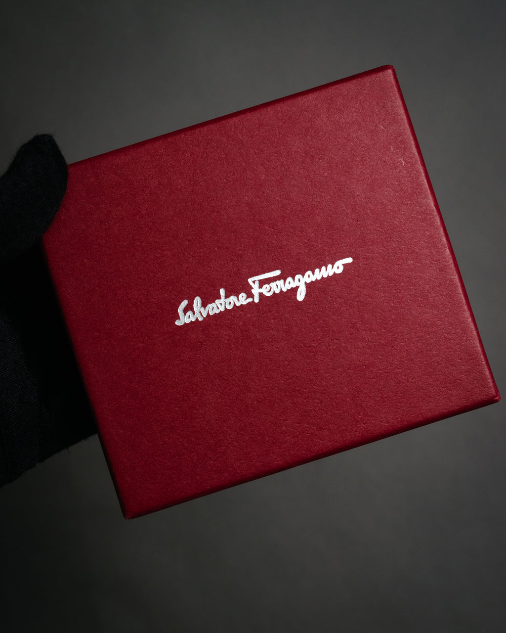 “Salvatore Ferragamo” 2010’s Vara ribbon leather bracelet