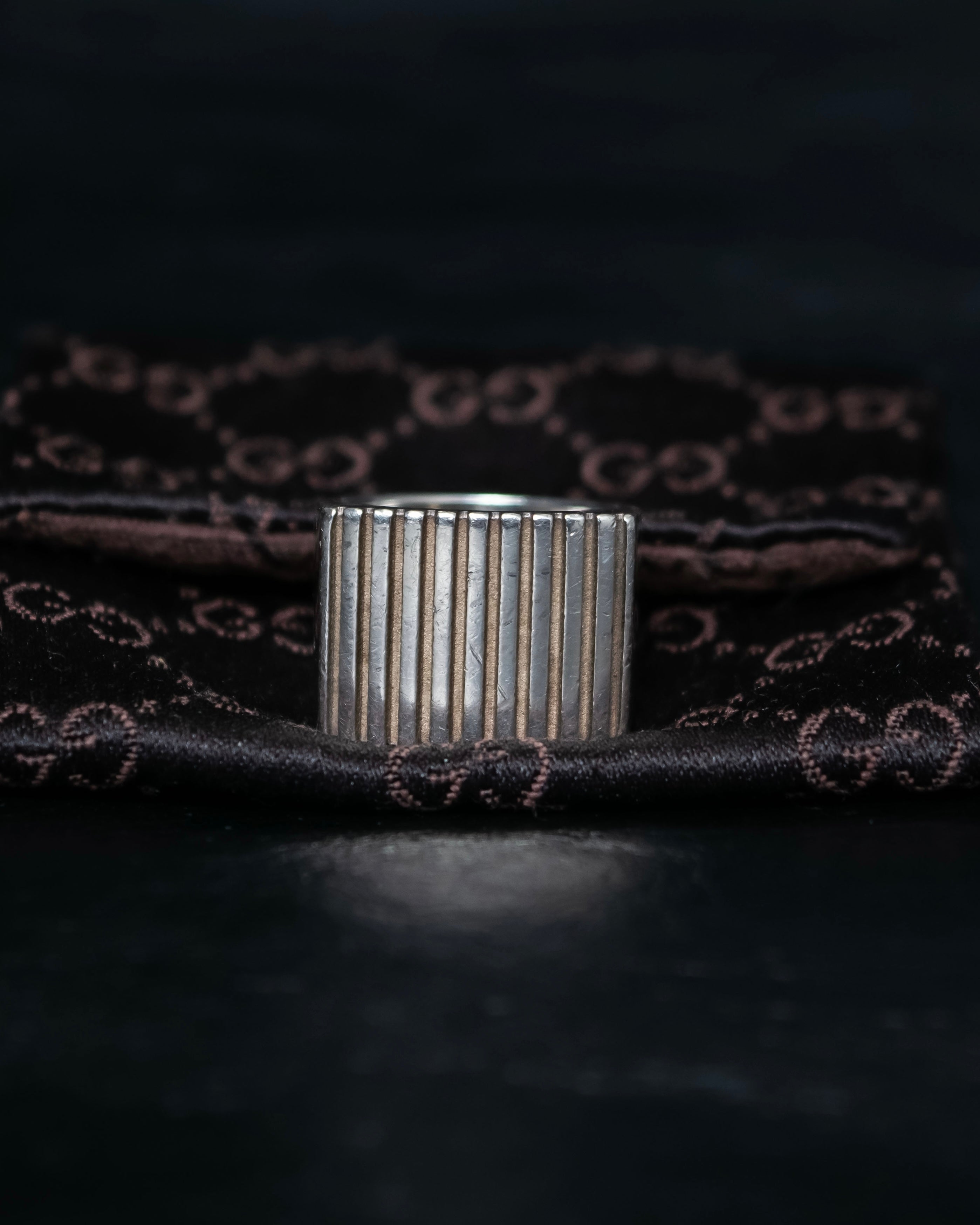 "GUCCI" Striped design sterling silver ring