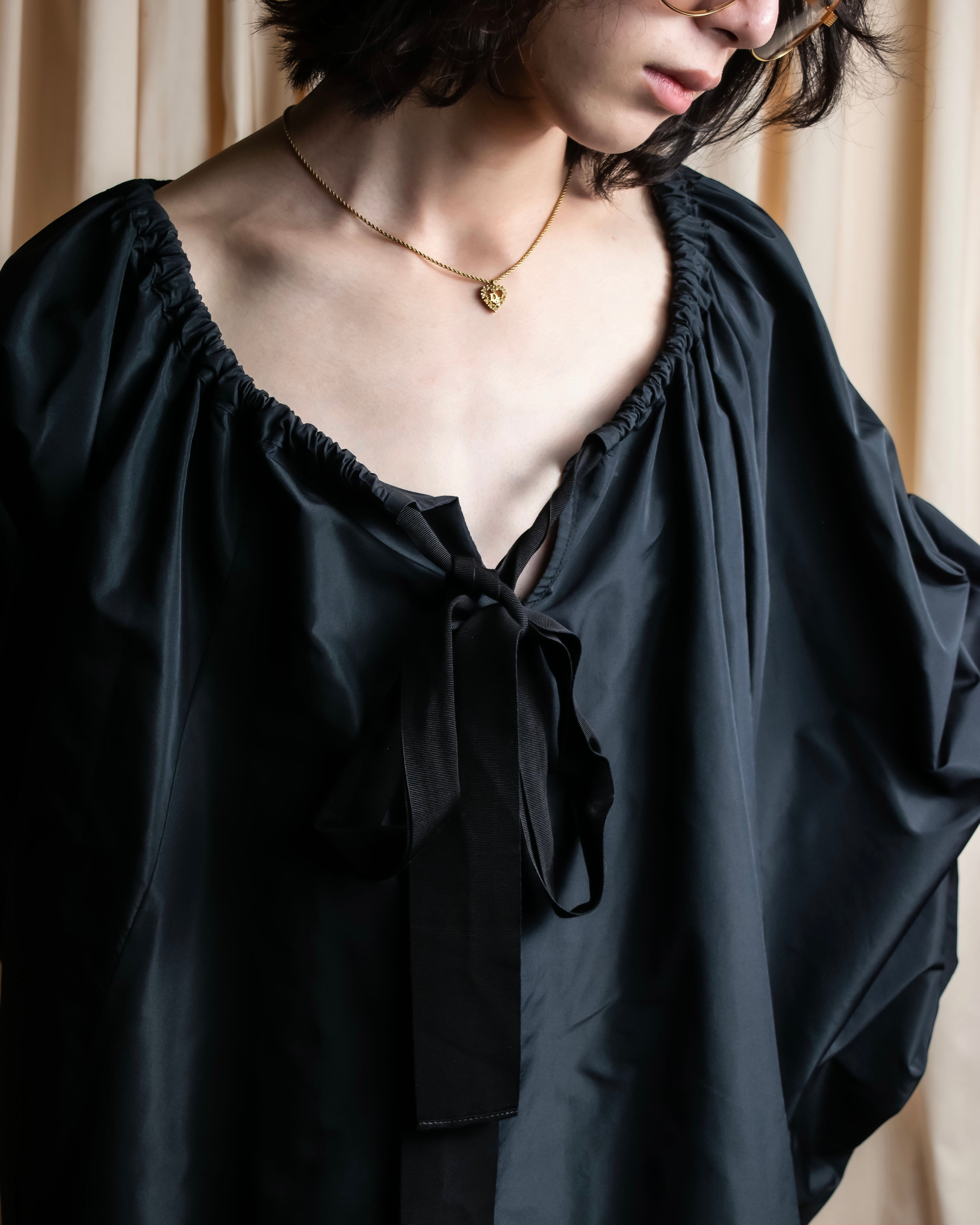 "PATOU" Ribbon shirring design poncho dress