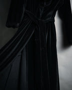 –SPECIAL– “Christian Dior”
80’s-90’s Velour lace trimmed robe coat