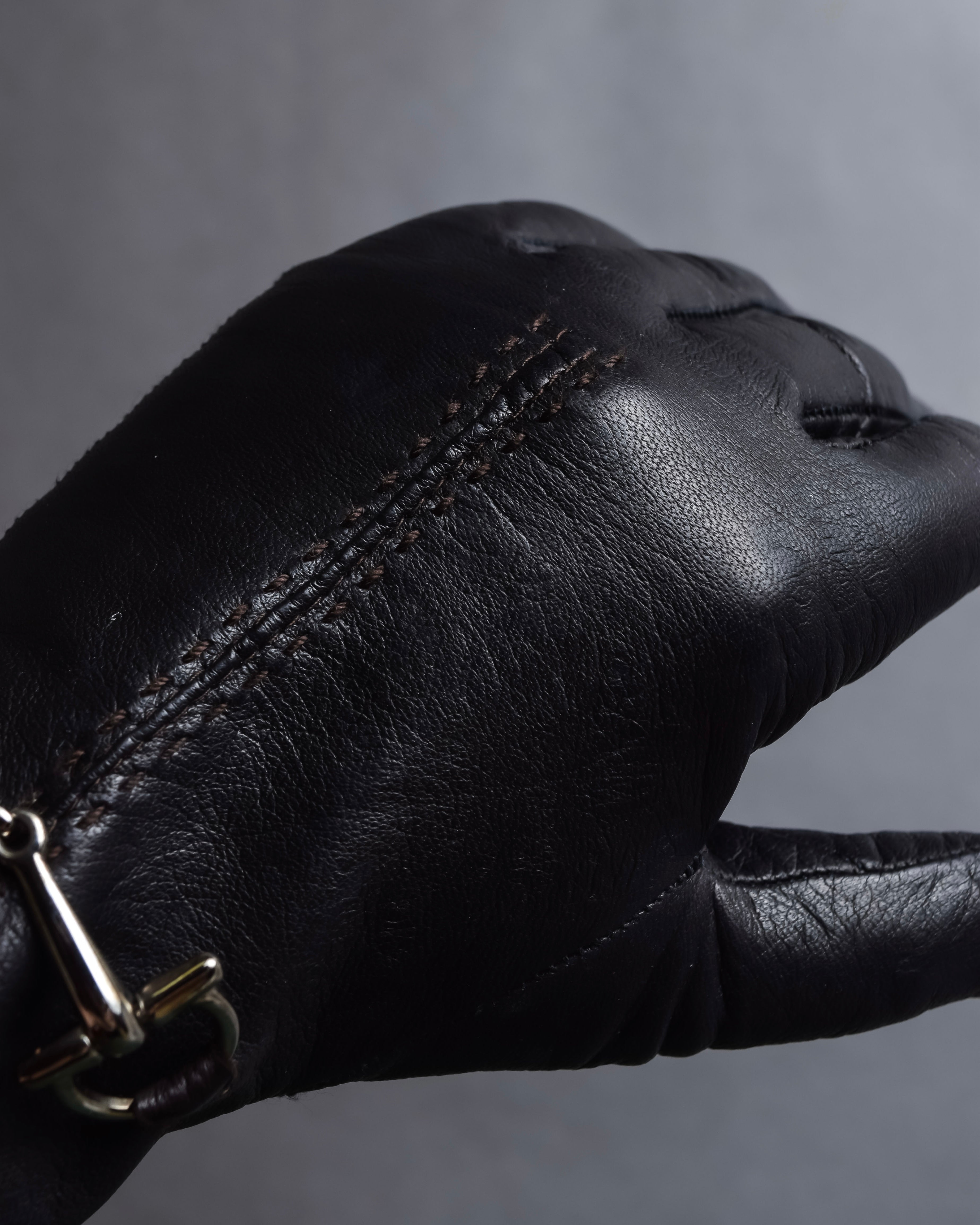 "GUCCI" Horse bit motif fitted leather gloves