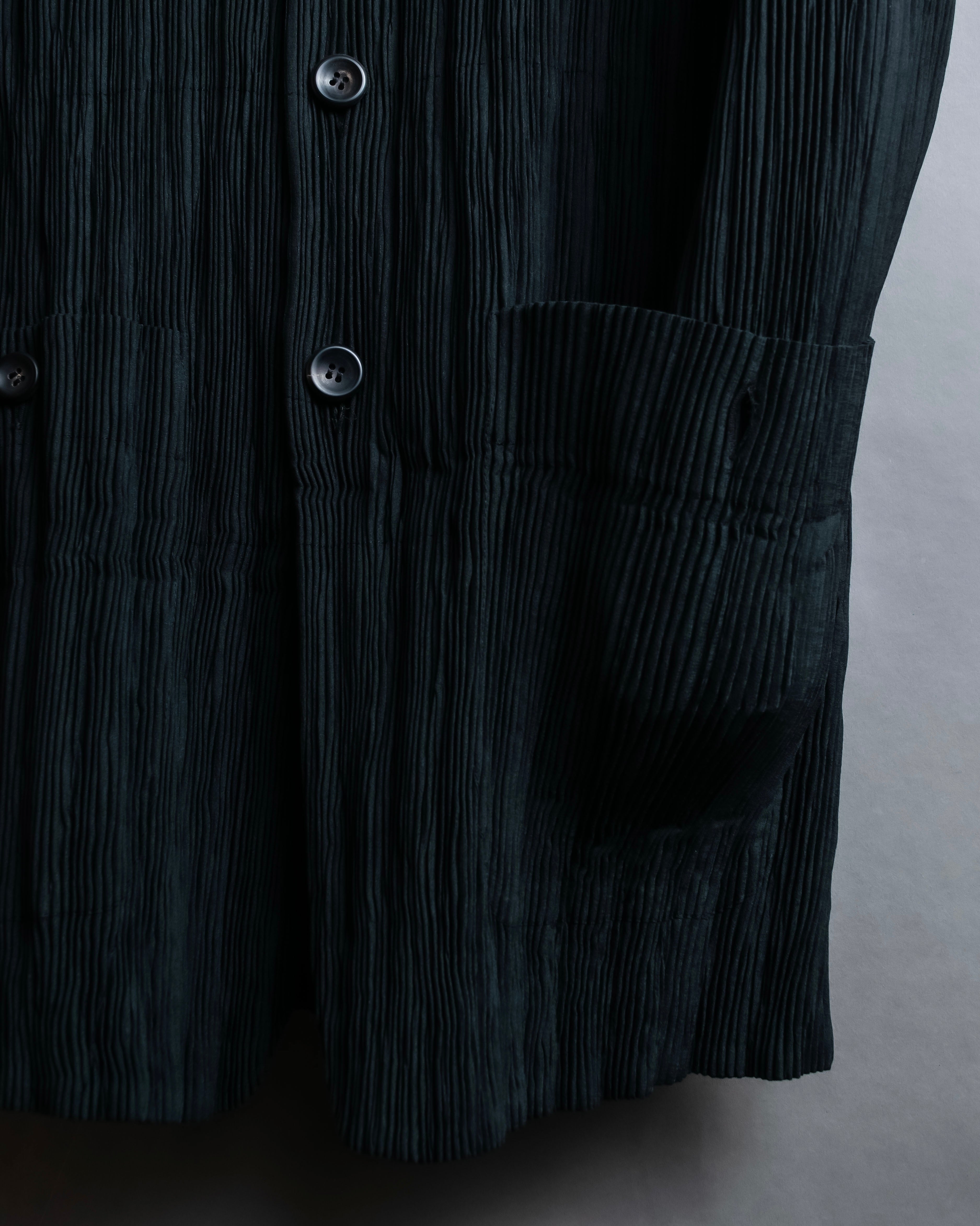 "ISSEY MIYAKE" Pleated vertical line shirt jacket