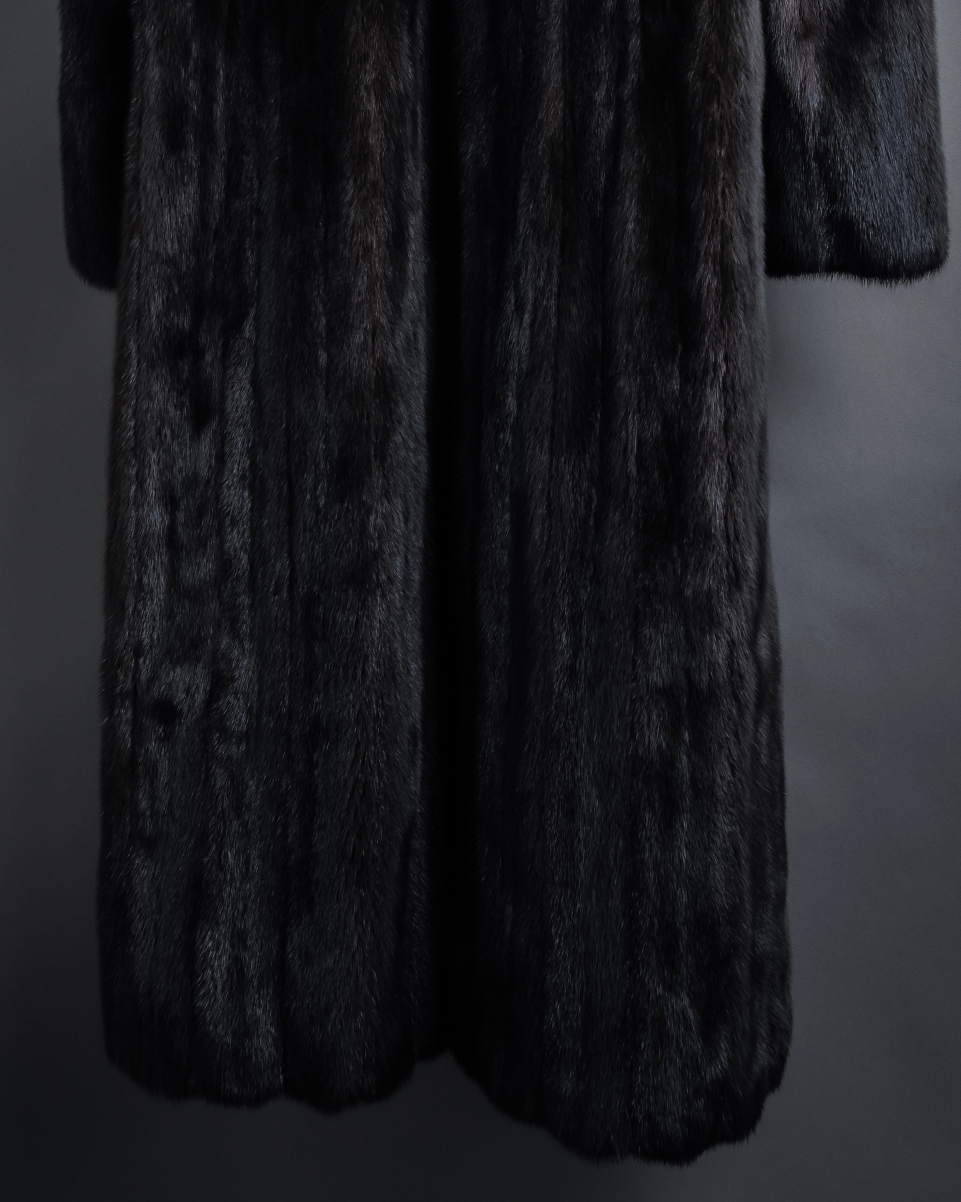 "GUCCI" Semi-custom atelier work fur long coat