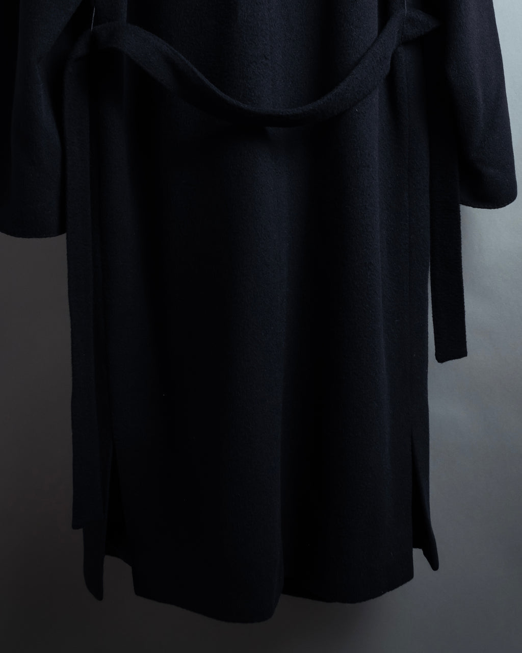 "VALENTINO" Double-breasted belted chester coat