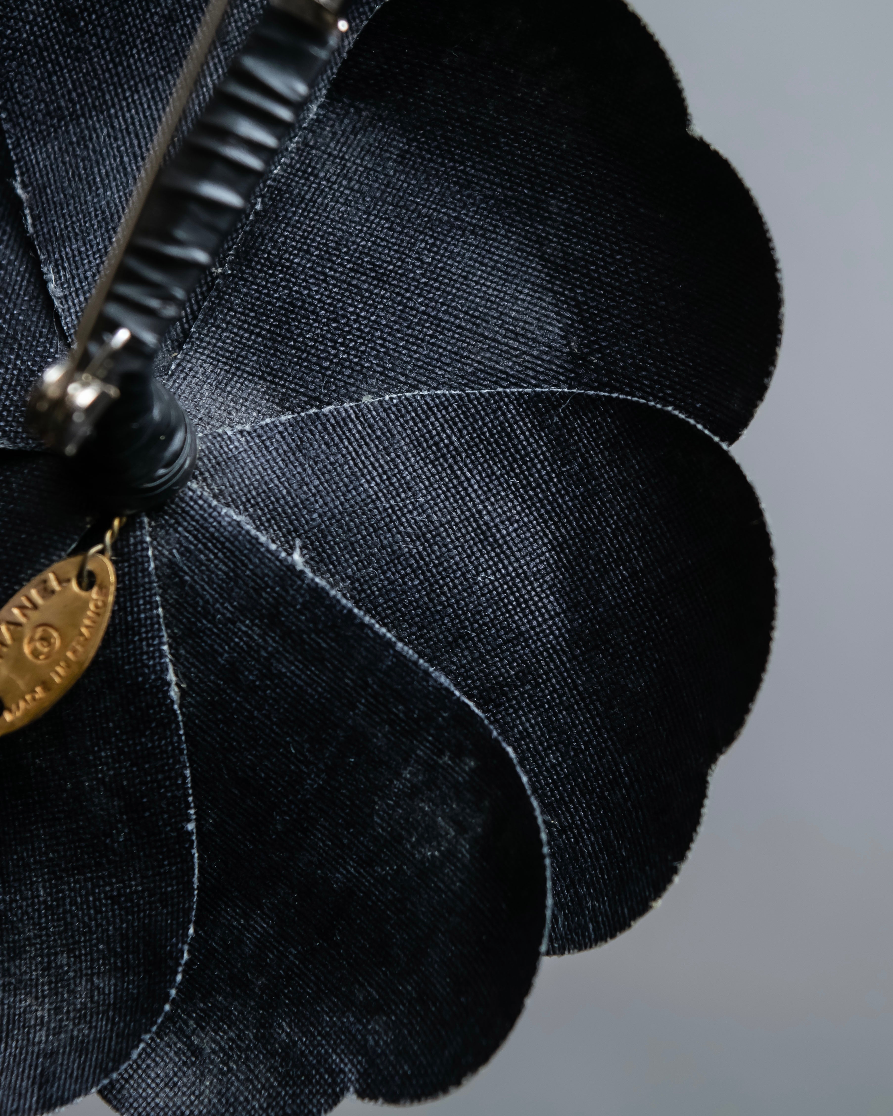 "CHANEL" Deep black camellia brooch