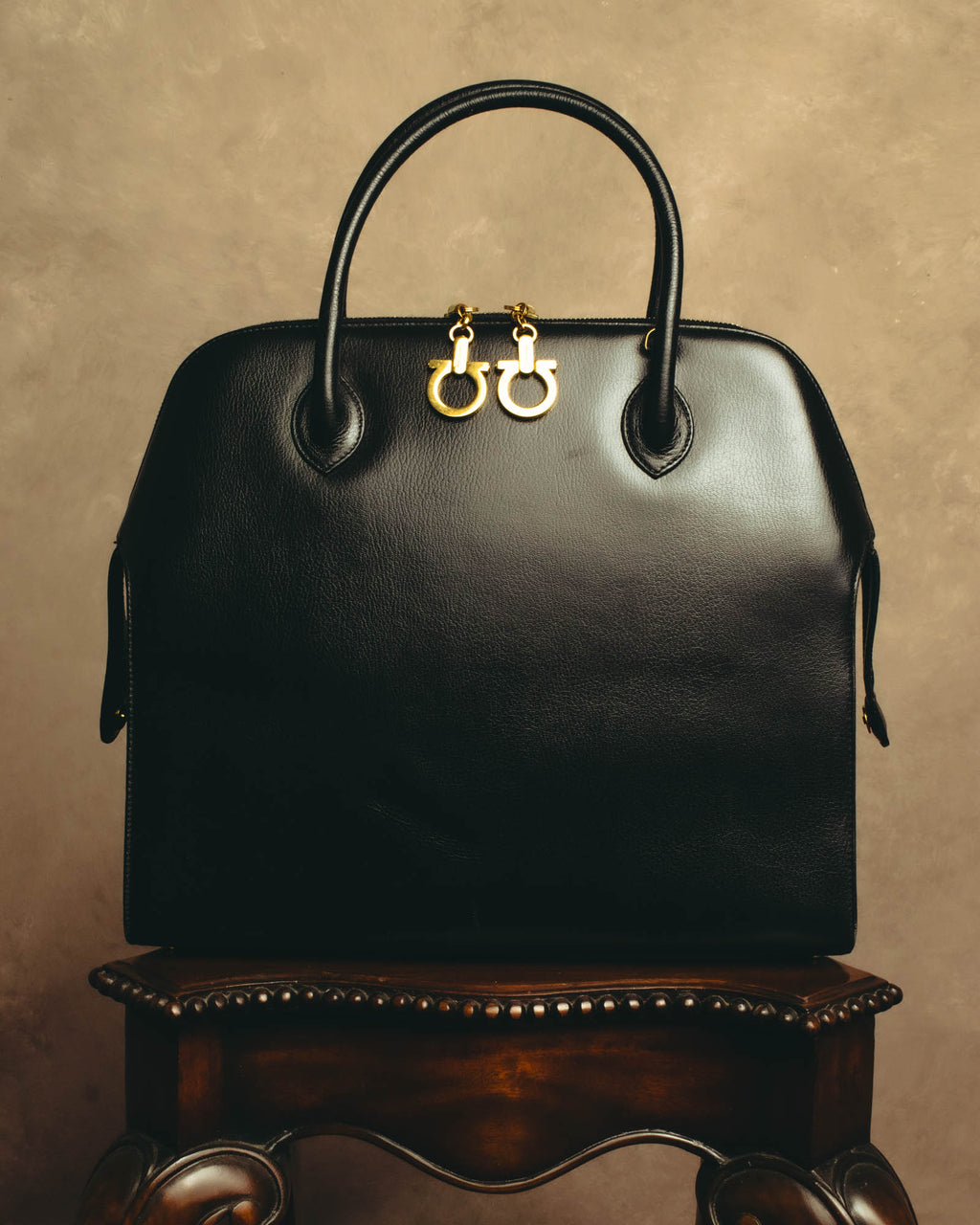 "Salvatore Ferragamo" 90's-00's Structured leather top handle bag
