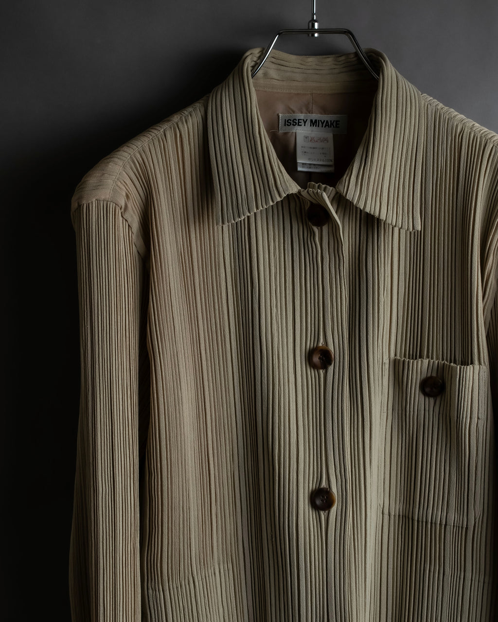"ISSEY MIYAKE" Fine pleated shirt jacket