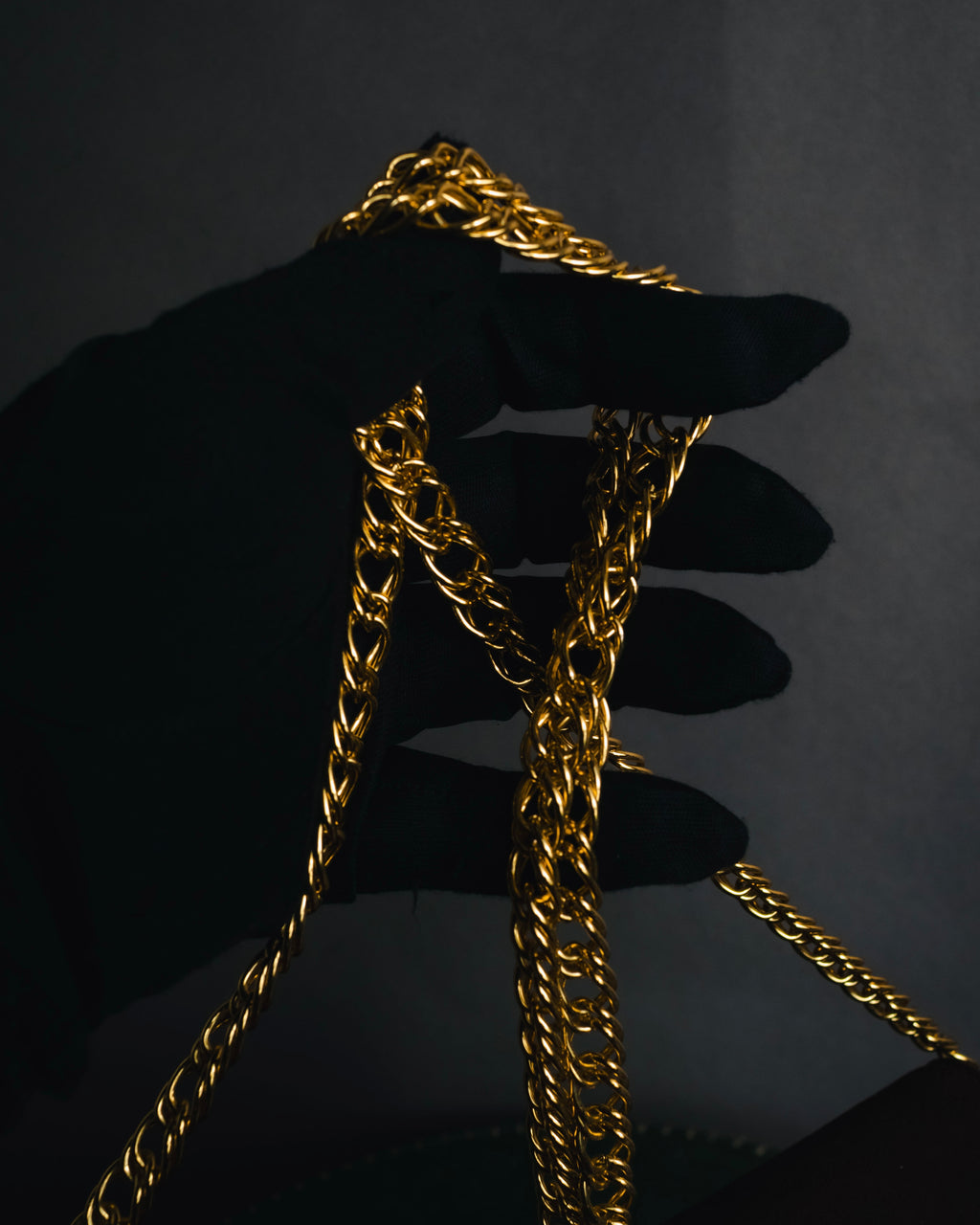 "Yves Saint Laurent" 80’s-90’s Concho suede chain shoulder bag