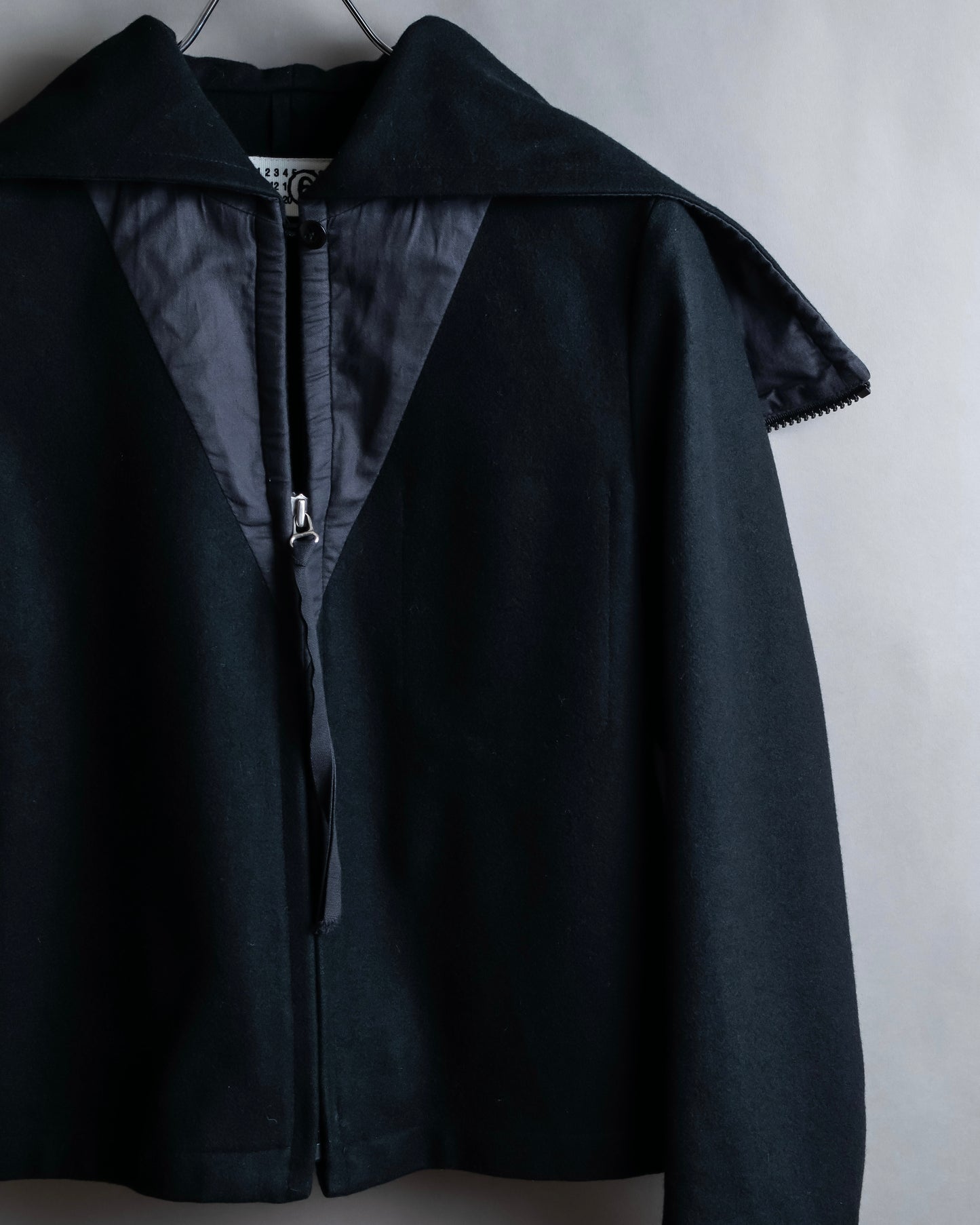 "MM6 MAISON MARGIELA" Wool blend zip up cape collar jacket