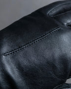 "Marie Claire" Carefully stitched logo engraved leather gloves