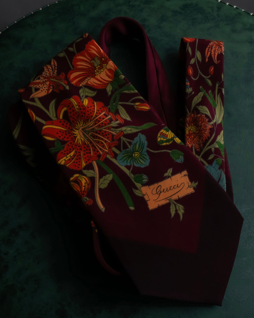 "GUCCI" Flower motif vintage logo design silk neck tie
