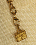 "BURBERRYS" 90's Emerald enamel costume jewelry necklace
