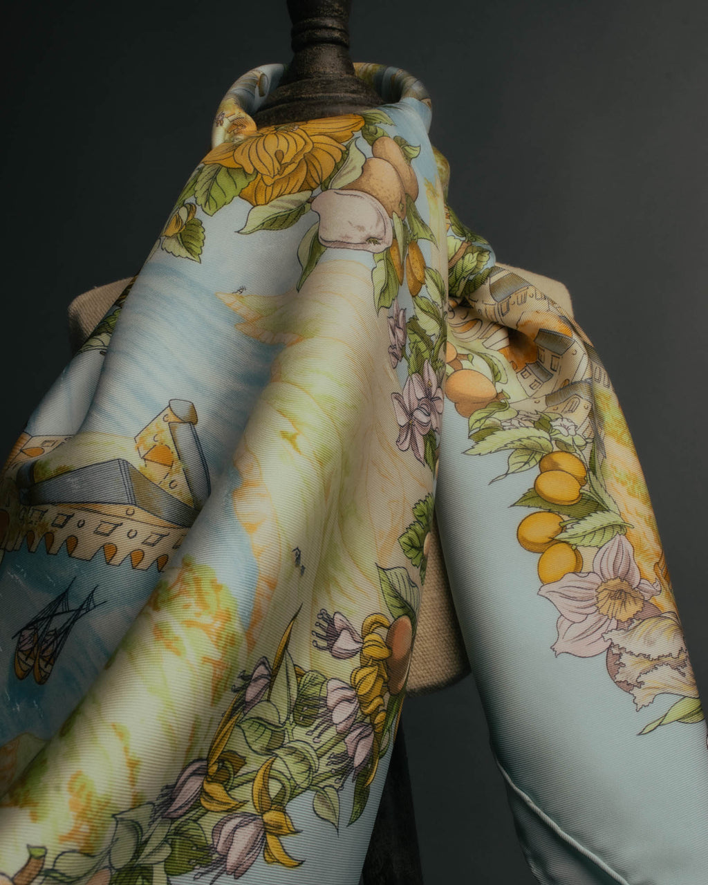 "HERMÈS" 00's Au pays de cocagne silk scarf