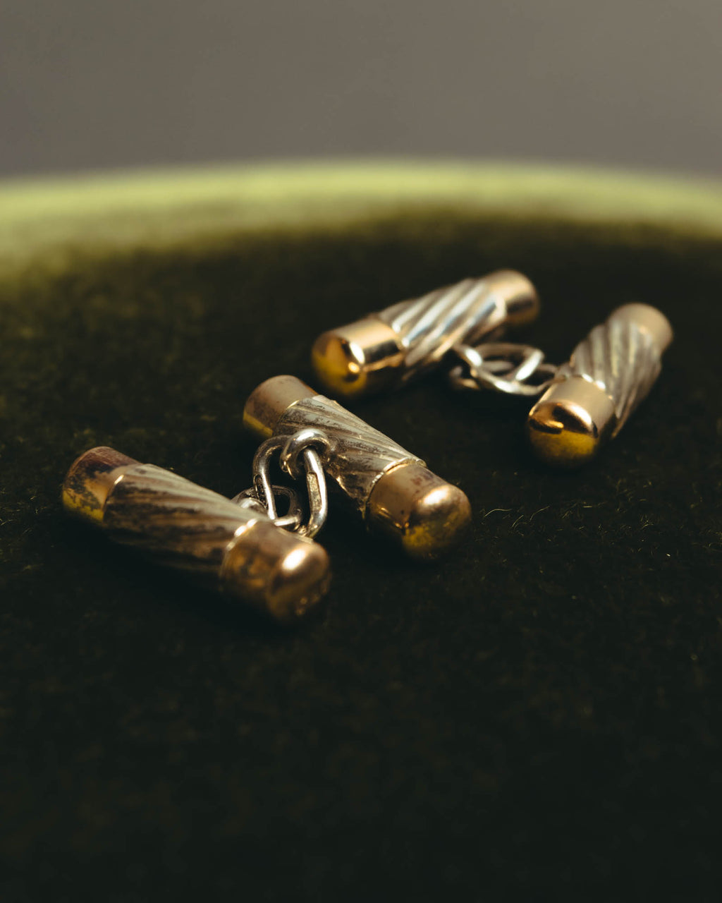 “Tiffany & Co.” 80’s-90’s Twisted bi-color chain cufflinks