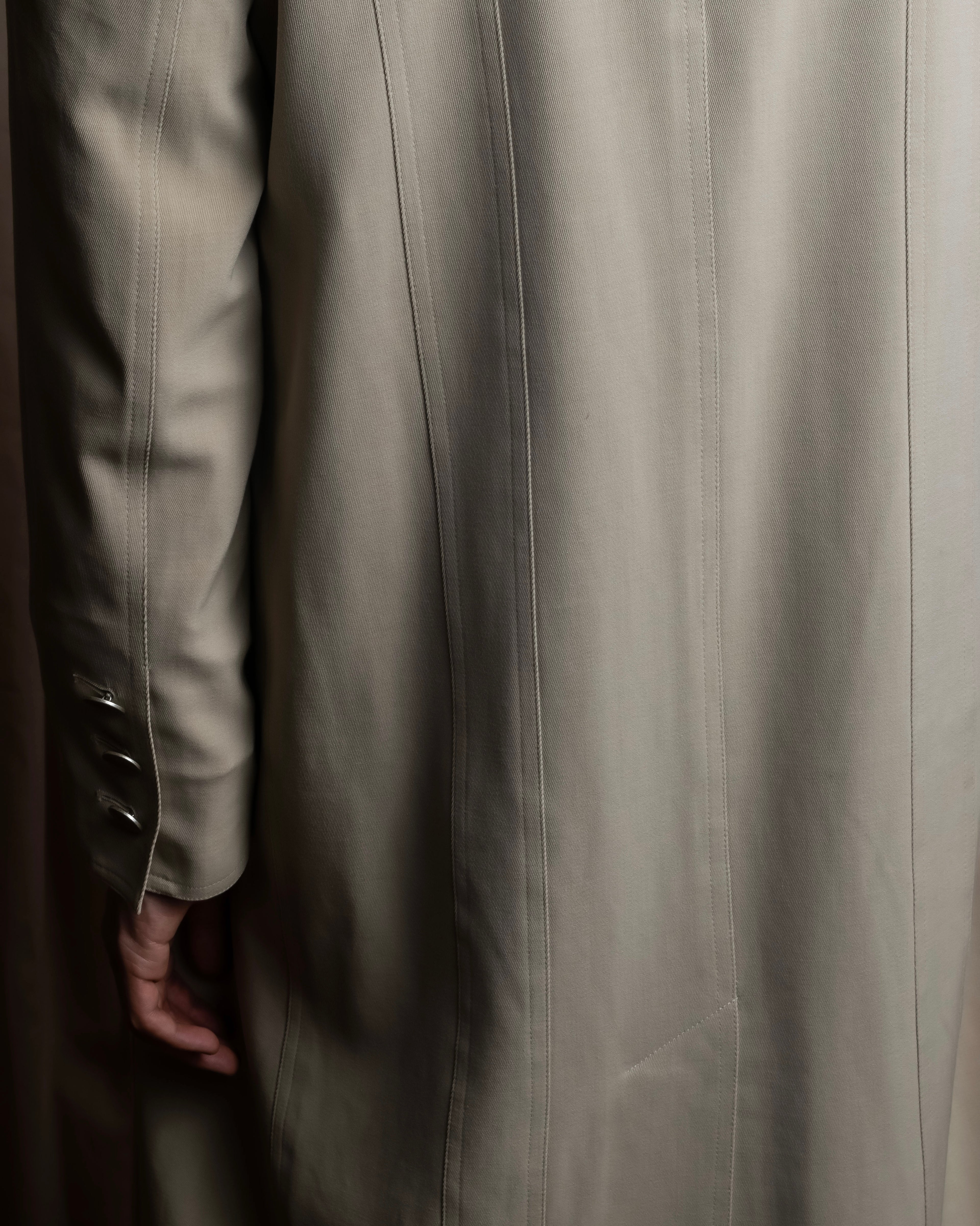 "CHANEL" Large lapel double breasted straight line coat