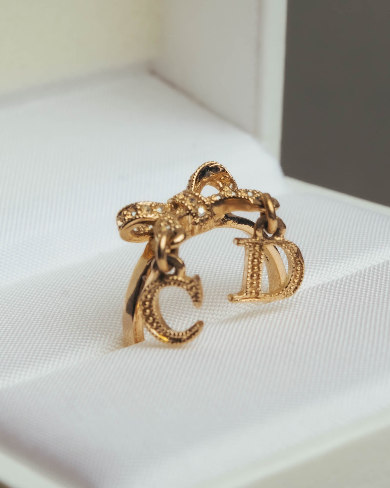 -SPECIAL- “Dior” 00’s-10’s Ribbon CD logo charm ring