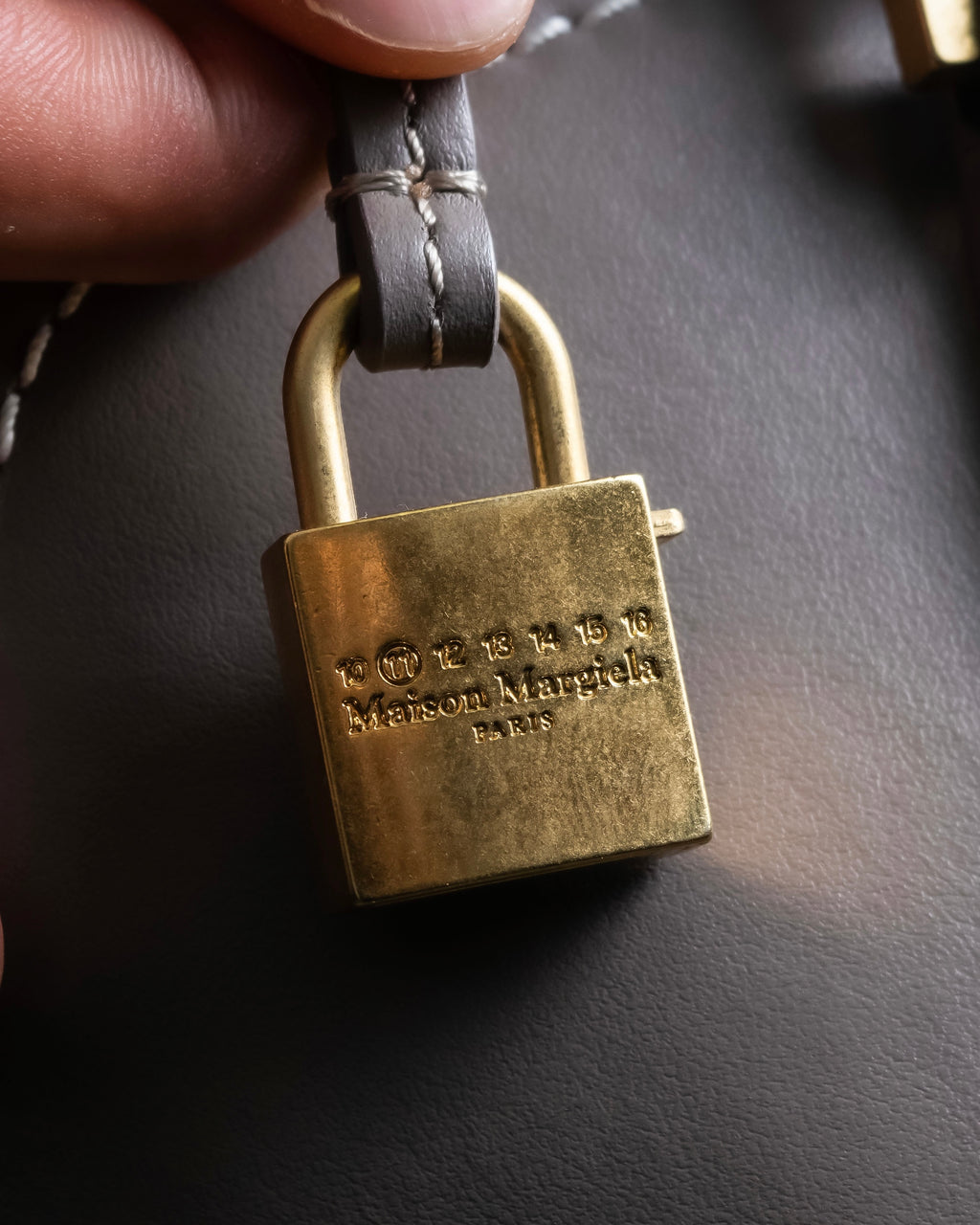 "MAISON MARGIELA" 5AC medium 2way handbag