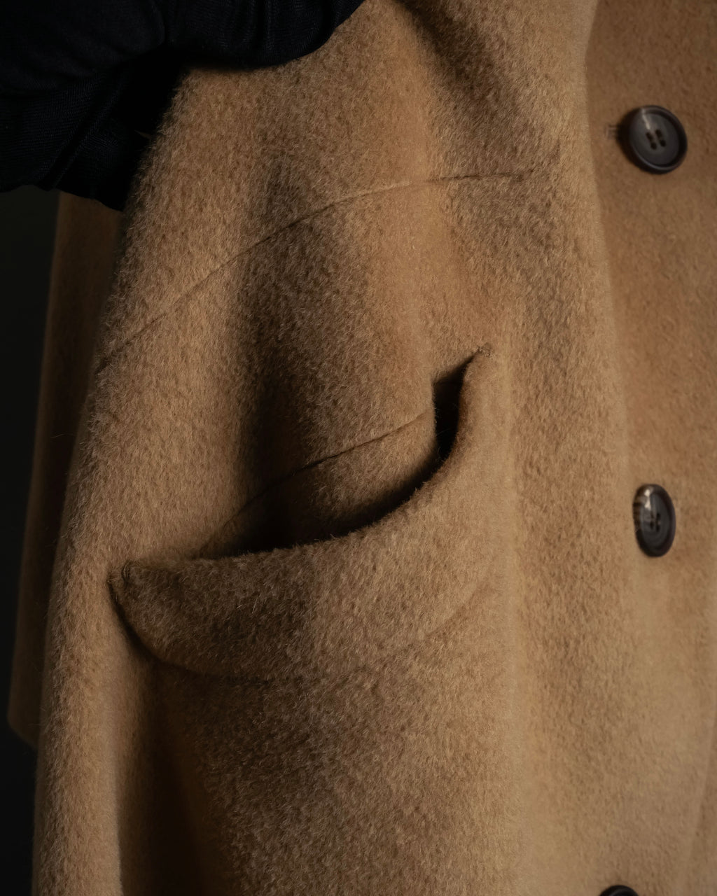 "ISSEY MIYAKE" 03AW Angora wool blend flared silhouette coat