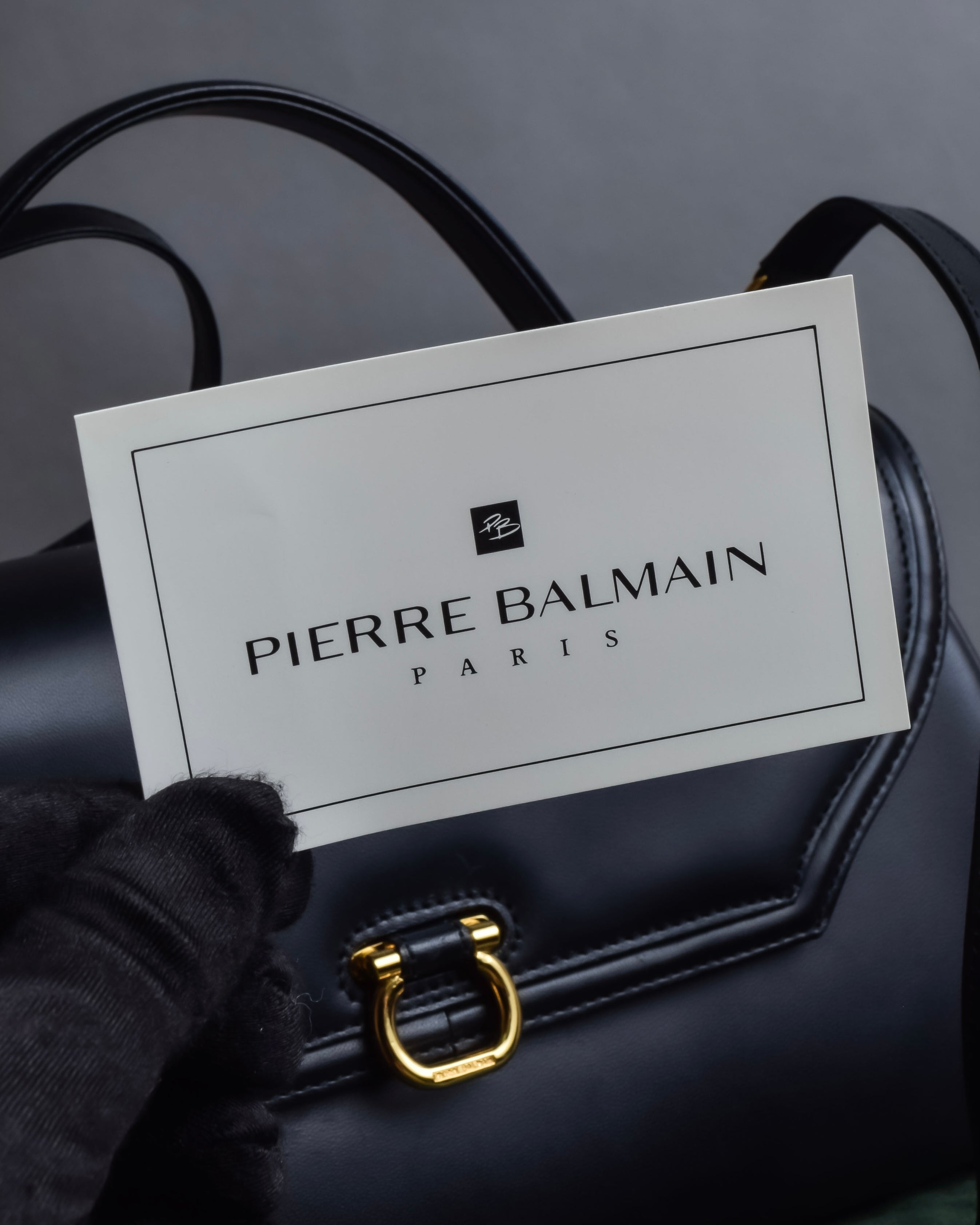 "PIERRE BALMAIN" Horizontal design grain leather 2way shoulder bag