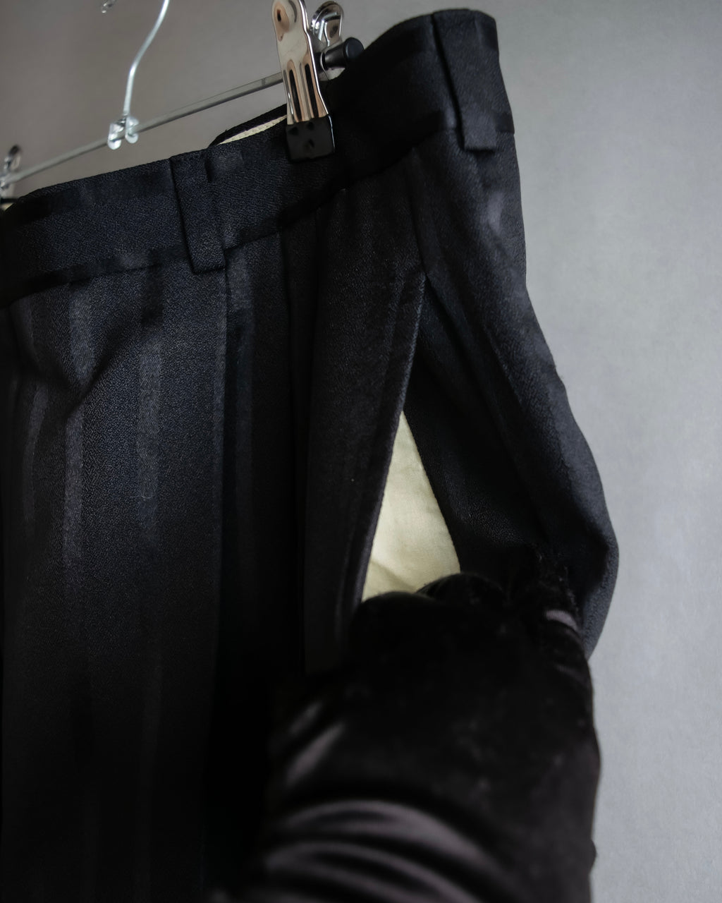 "Vintage subtle gloss striped wide slacks"