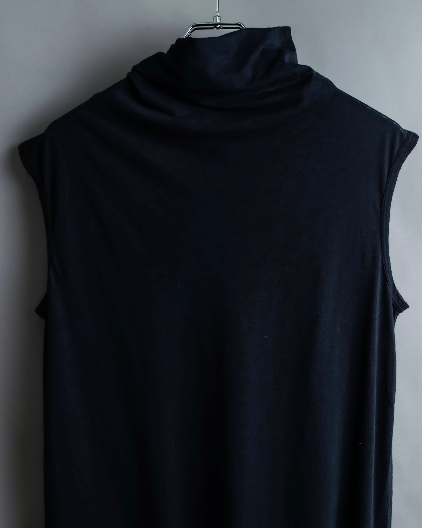 “Y’s 1998SS” Asymmetry designed high neck no sleeve top