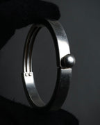 “BOTTEGA VENETA” 2019-2024 Sculptural hinged bangle