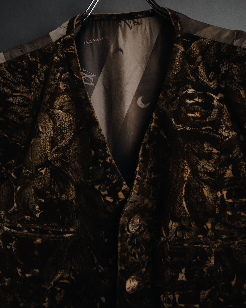 "LUNA MATTINO" 90’s Crushed velvet pointed hem vest