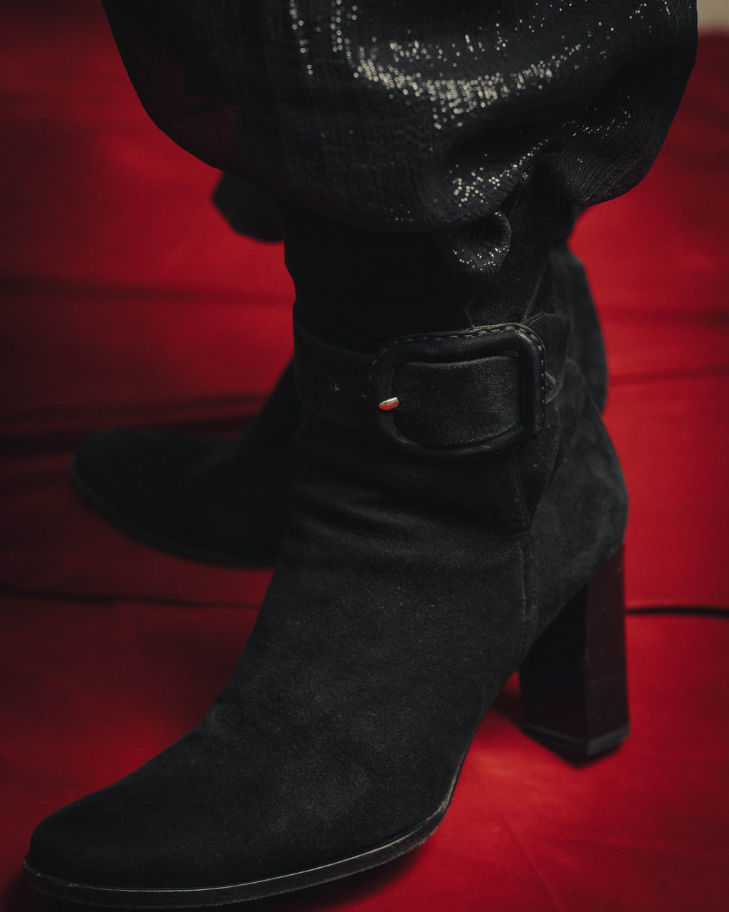 -SPECIAL- "Hermès" 90's-00's Margiela era fold-over black suede belt boots
