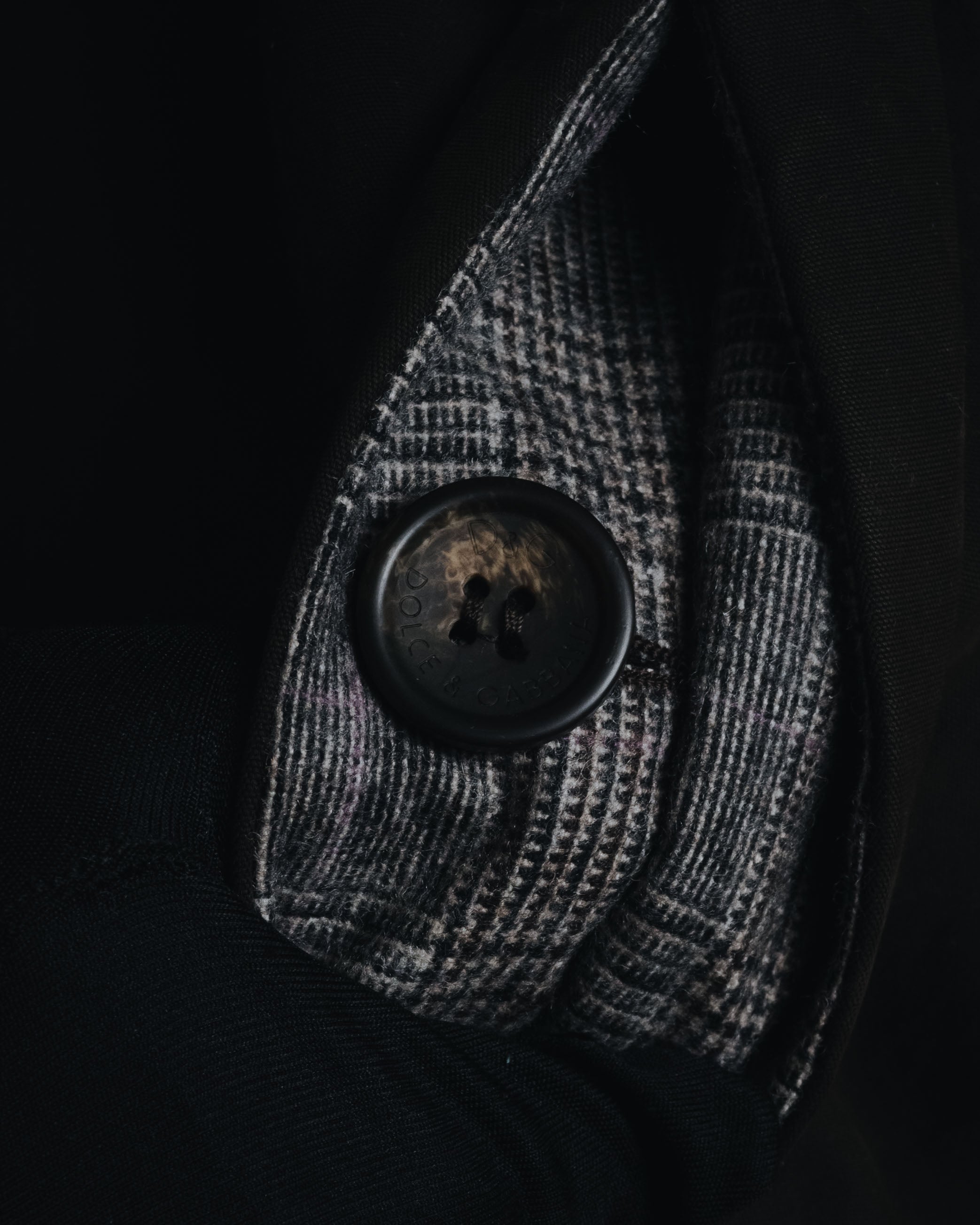 "DOLCE & GABBANA" 00’s resin coated patch detail belted coat