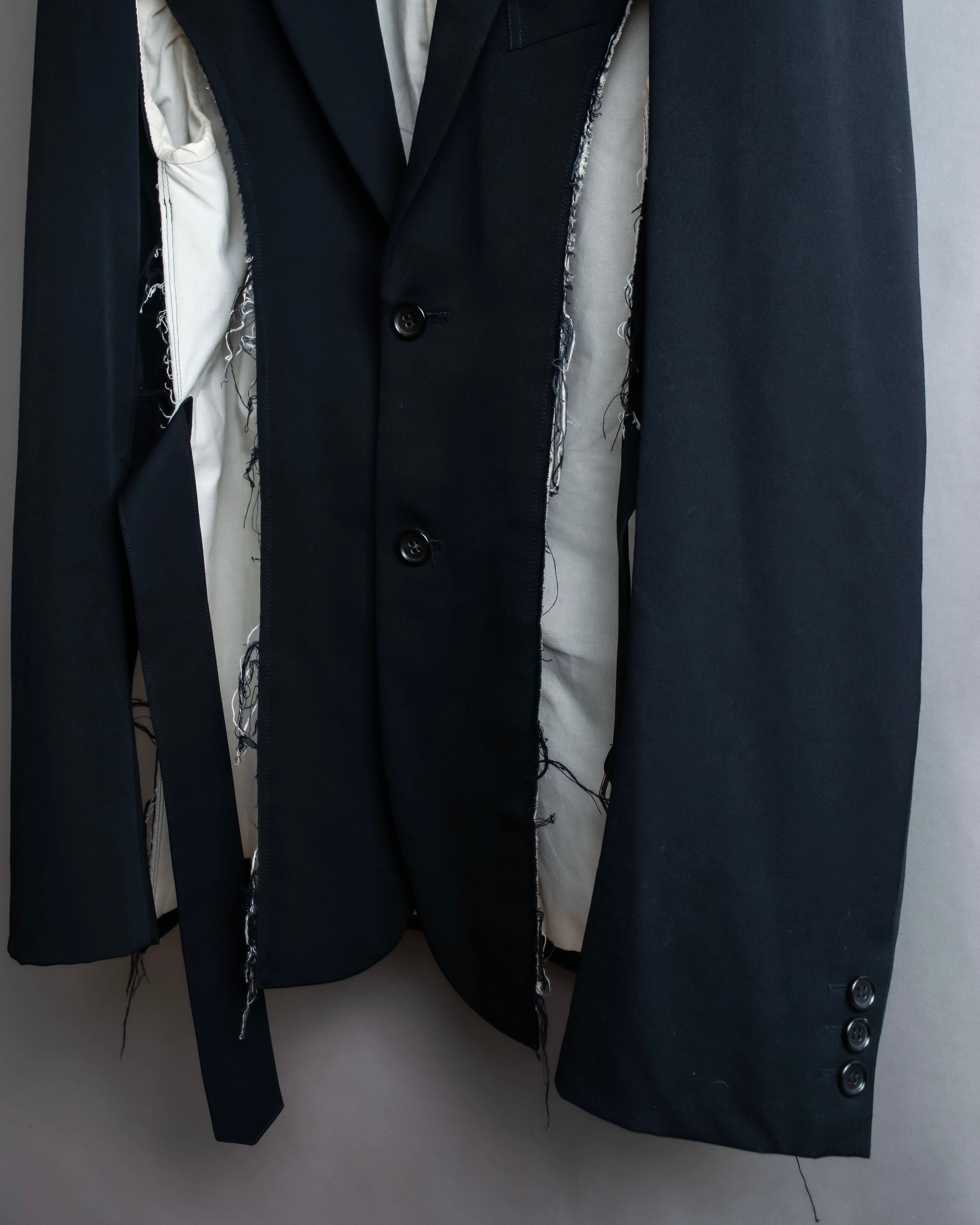 "COMME des GARCONS HOMME PLUS" 17AW Cutting design belted tailored jacket