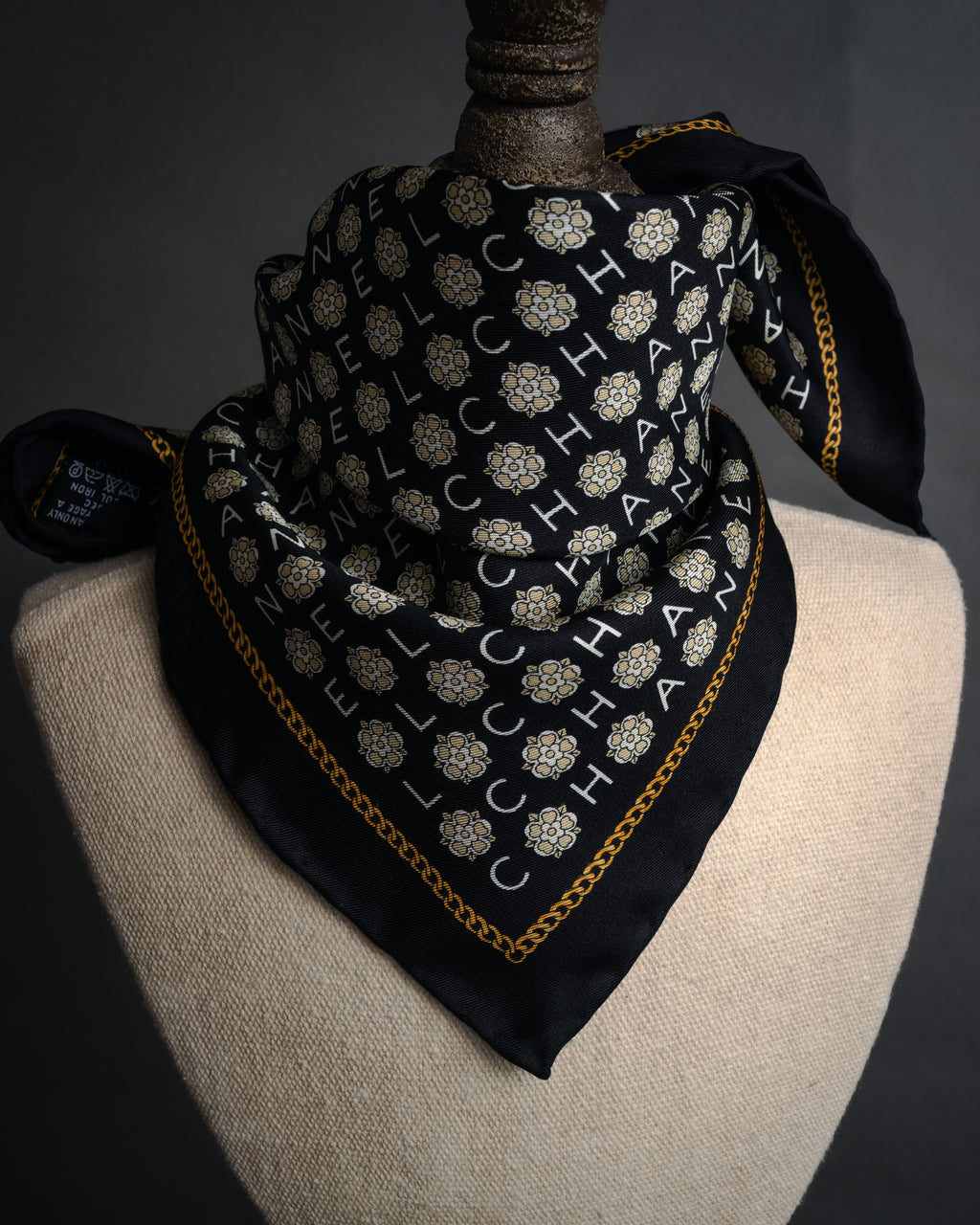“CHANEL” 90’s-00’s Camellia logo silk scarf