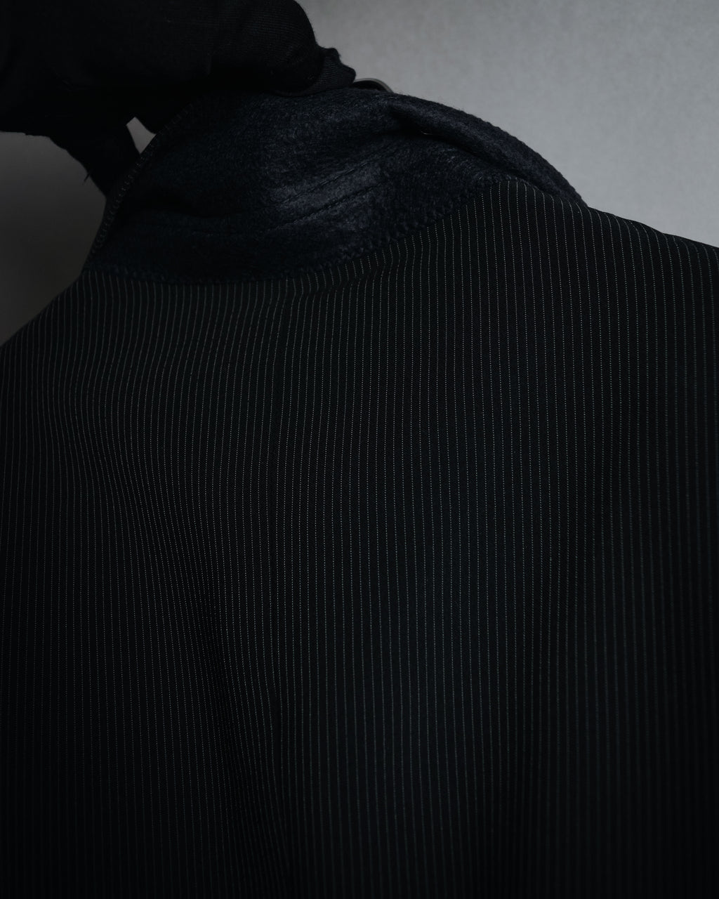 "GIORGIO ARMANI" 08’s-09’s Sharp pinstripe wool two button suit set