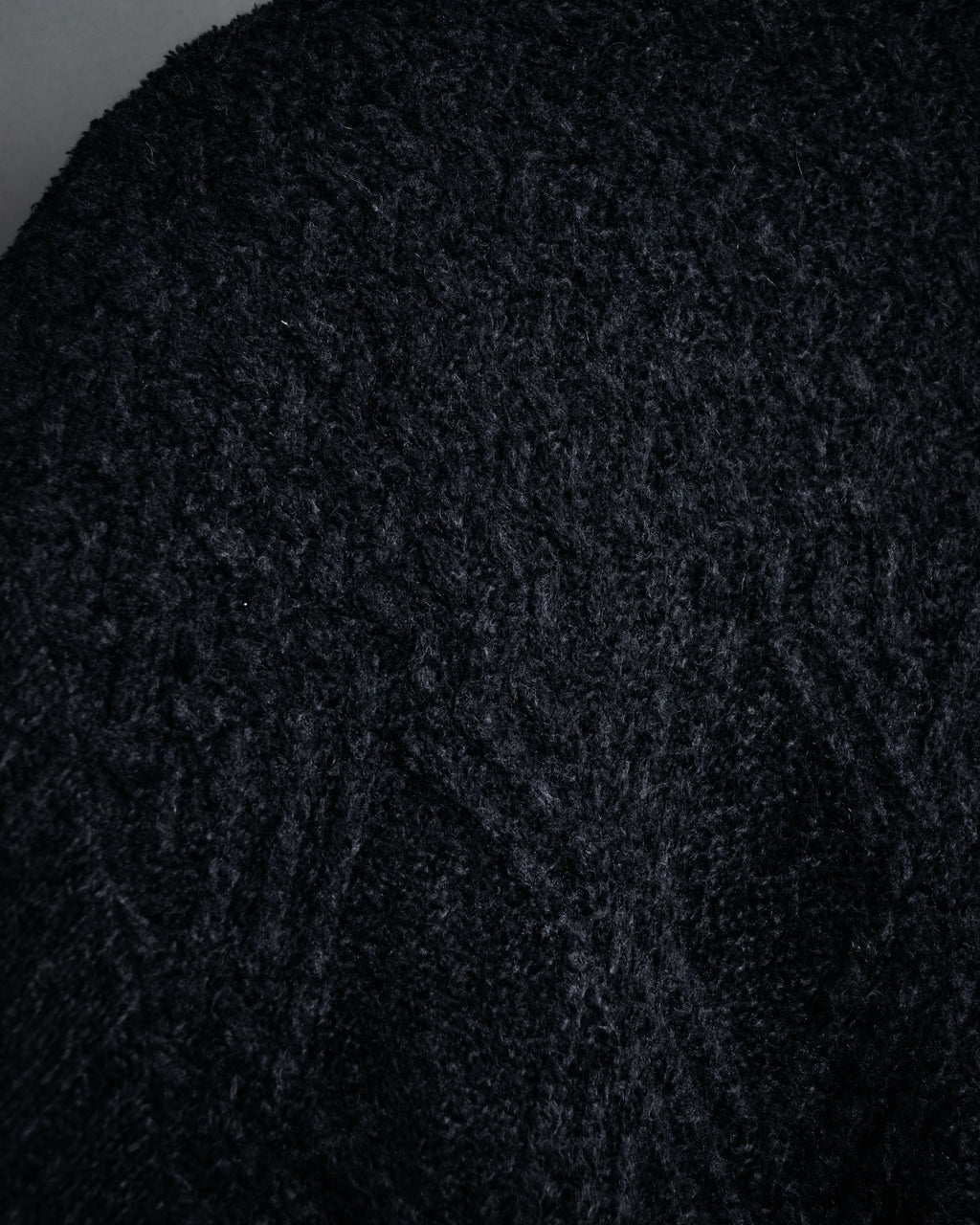 “Yves Saint Laurent” 90’s Textured diamond pattern cardigan