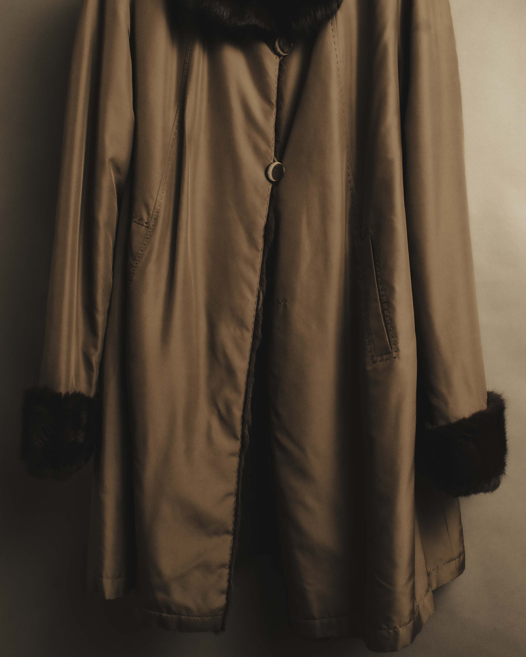 "ROBERTO VALENTINO" Reversible brown fur coat