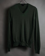 “GUCCI” Late 90’s-10’s Fine gauge v-neck knit