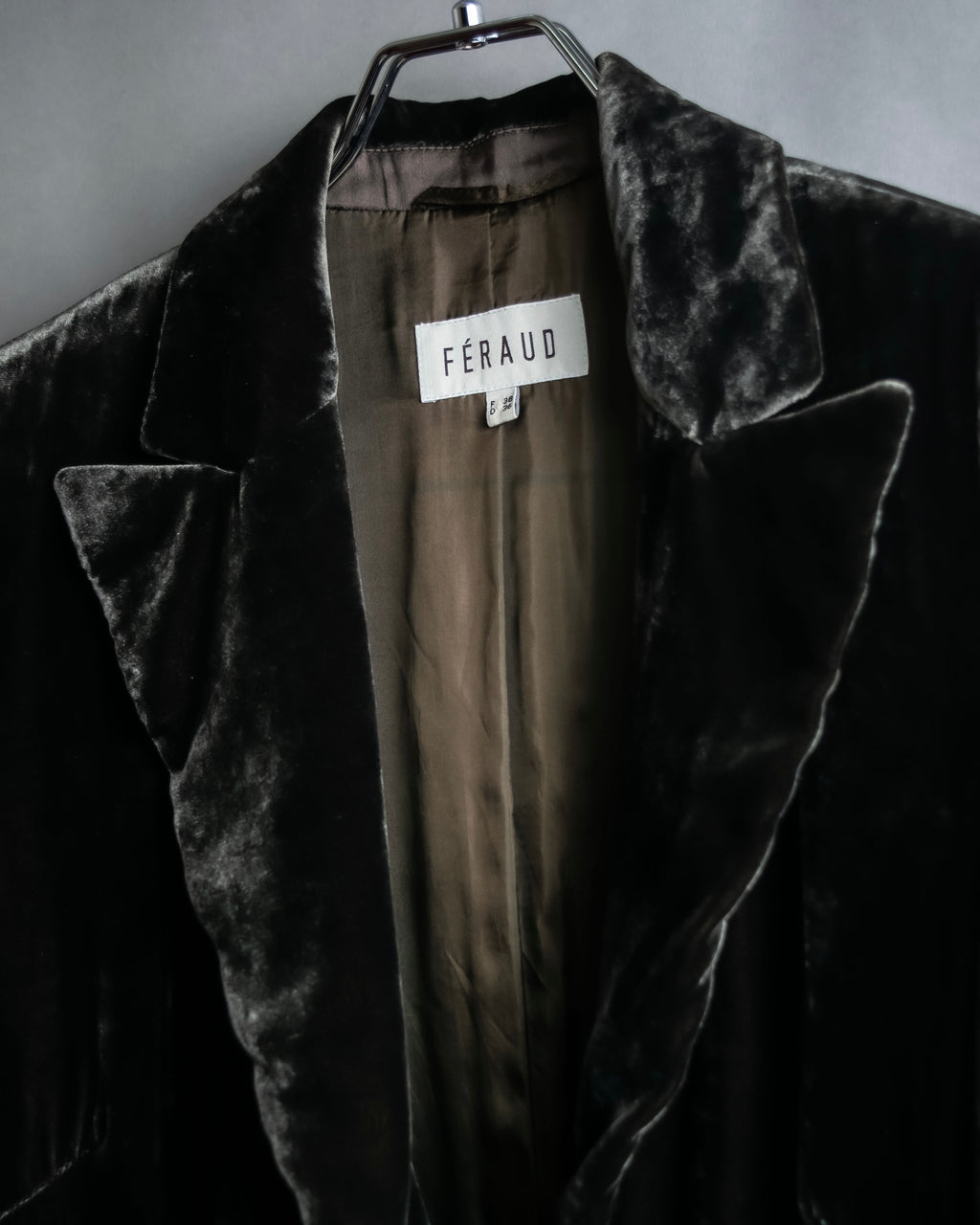 "FERAUD" Vintage velour glossy black tailored jacket