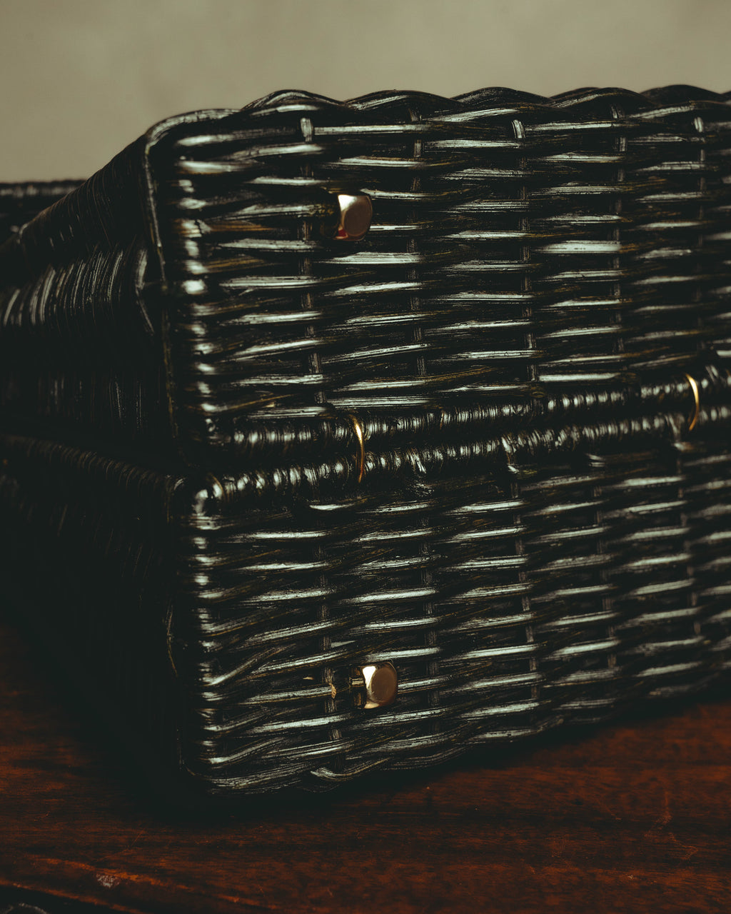 –SPECIAL– "Salvatore Ferragamo" 90's-00's Sculptural basket top-handle handbag