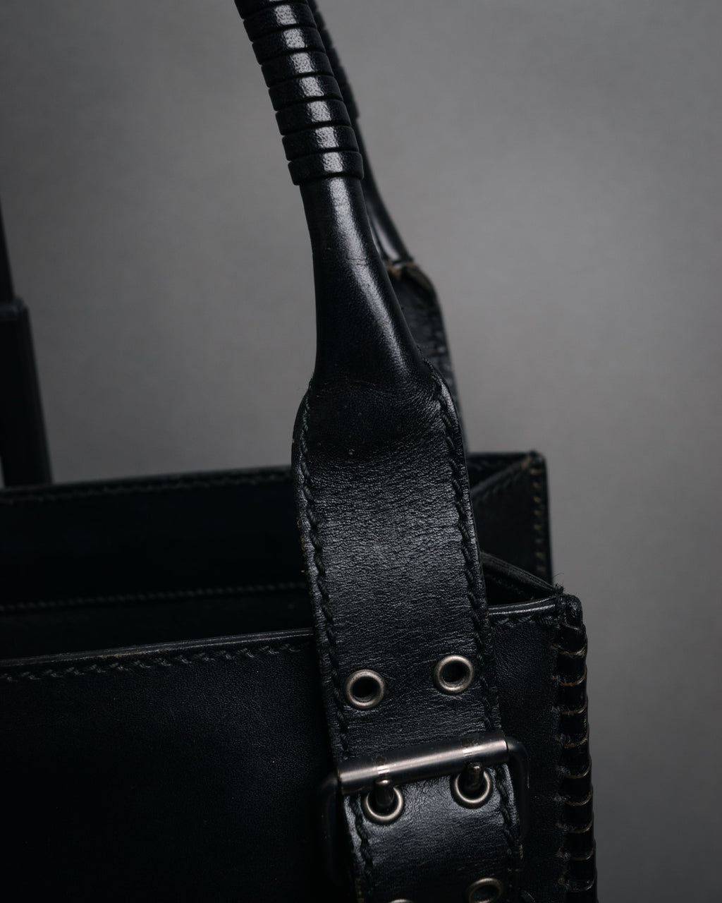 -SPECIAL- “Yves Saint Laurent rive gauche” 2001-2004 Eyelet leather tote bag